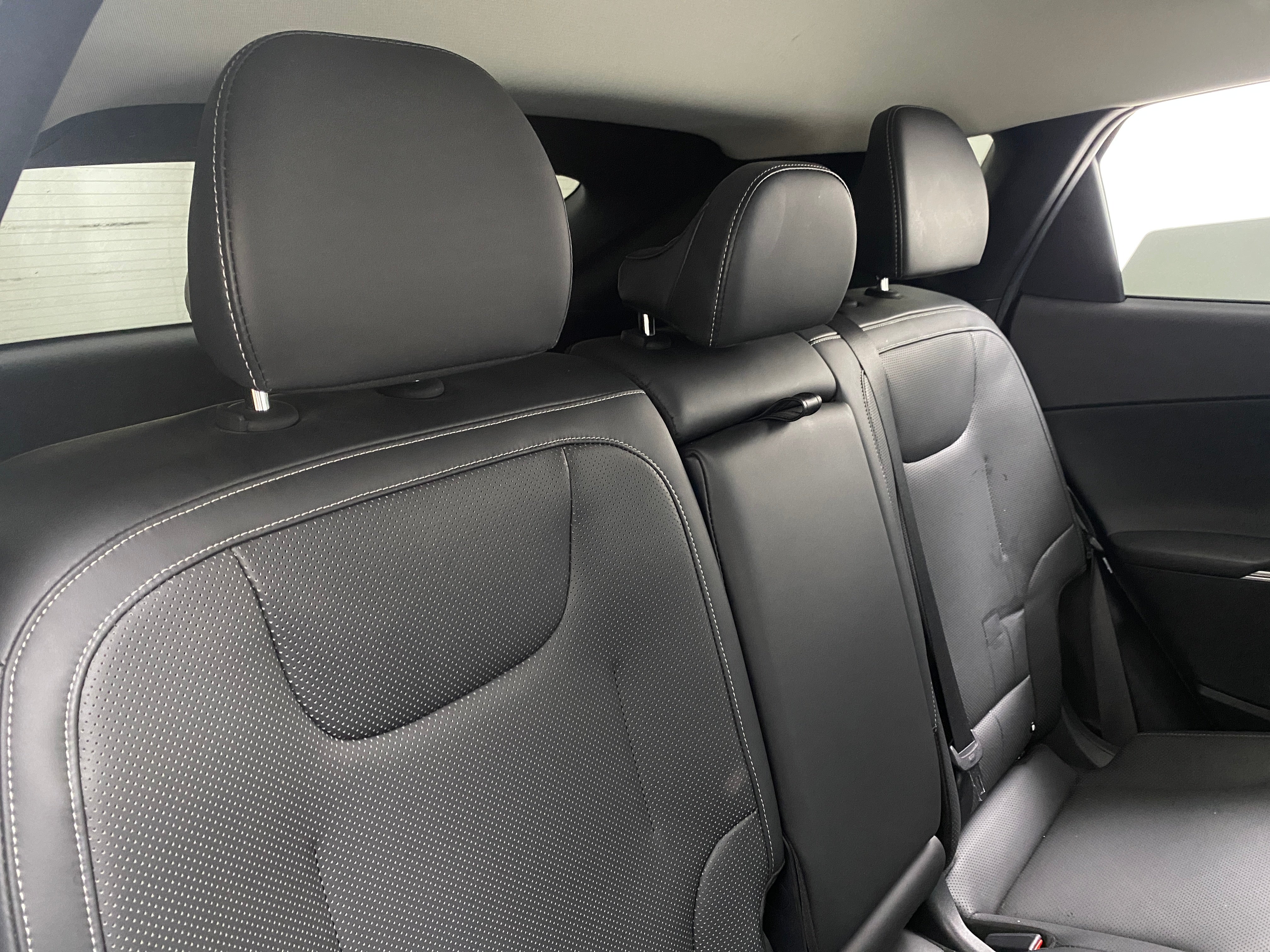 2022 Kia EV6 Wind 5