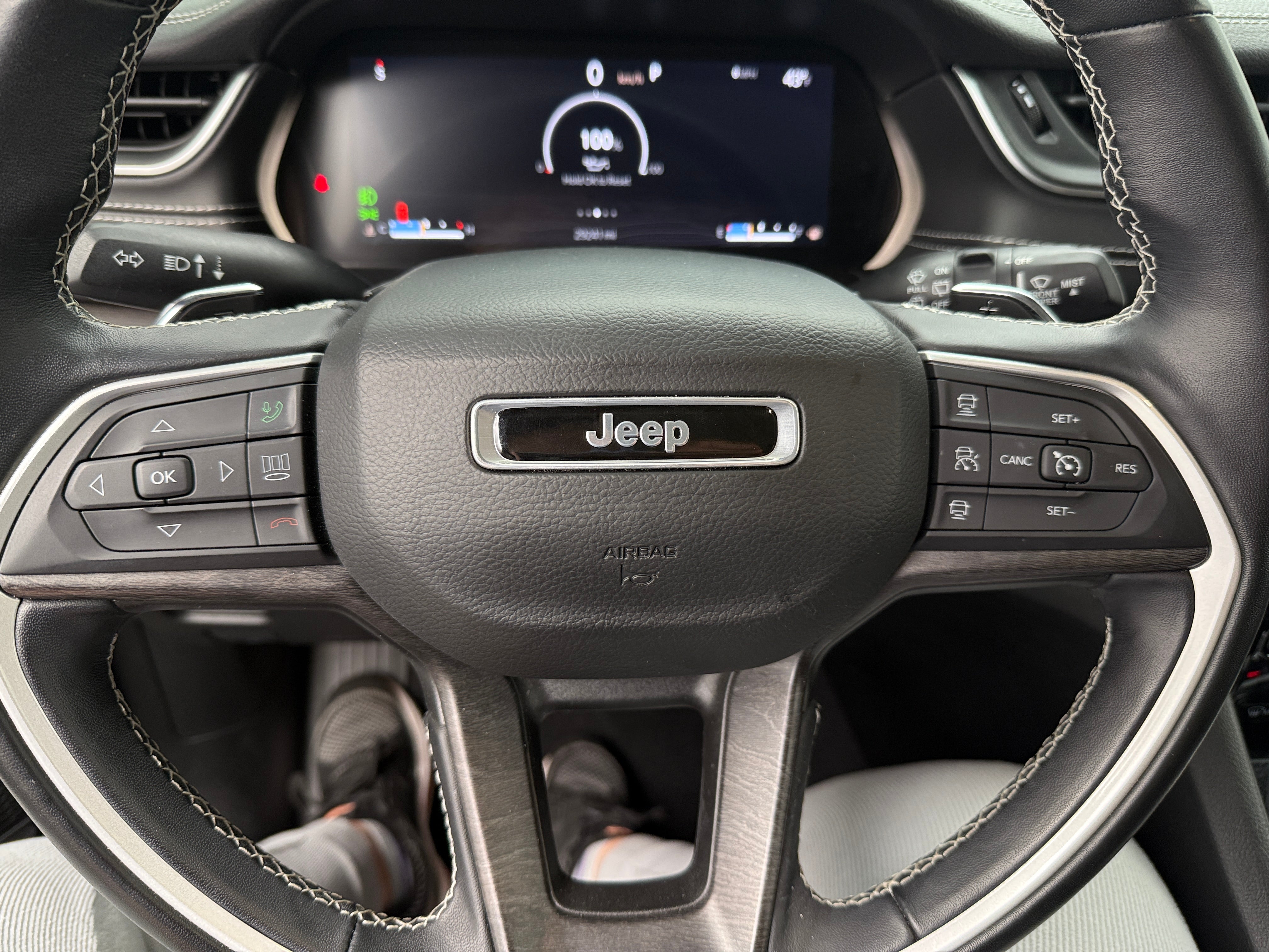 2022 Jeep Grand Cherokee L Limited Edition 4