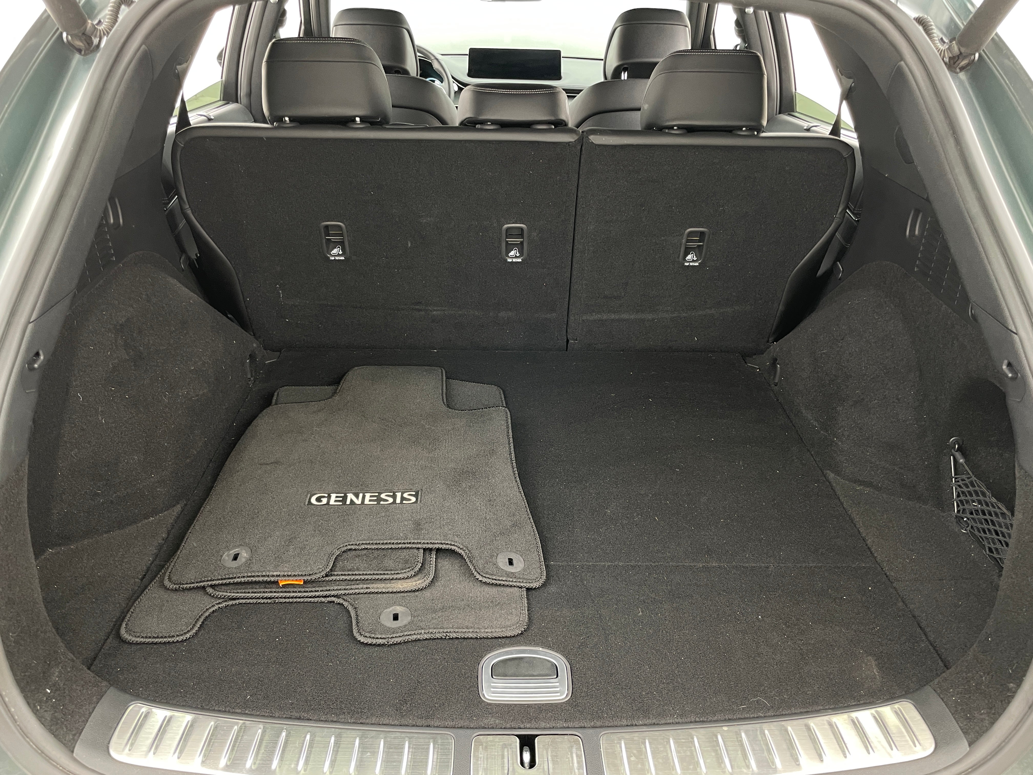 2023 Genesis GV70 Standard 6