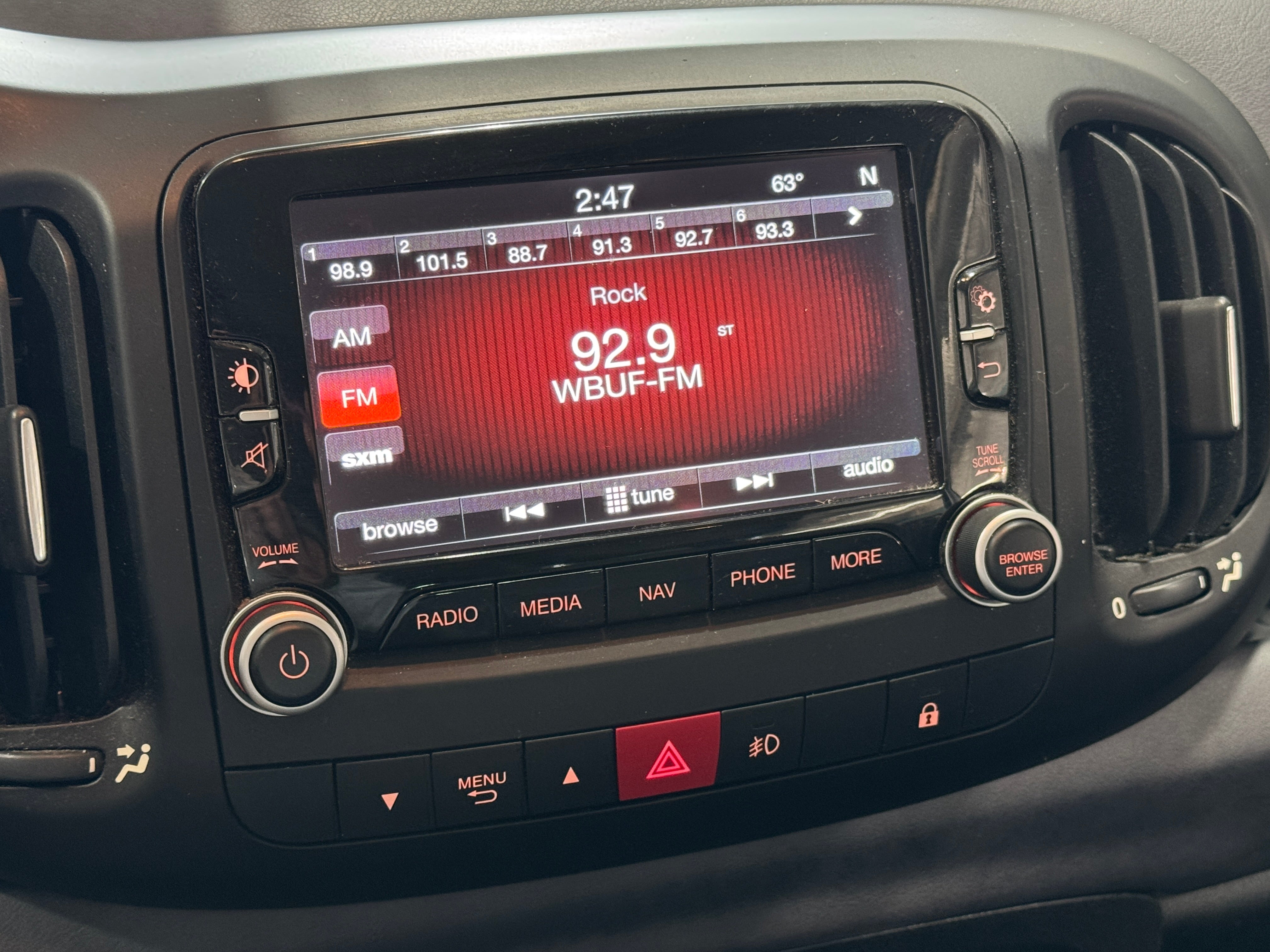 2017 Fiat 500L Trekking 3