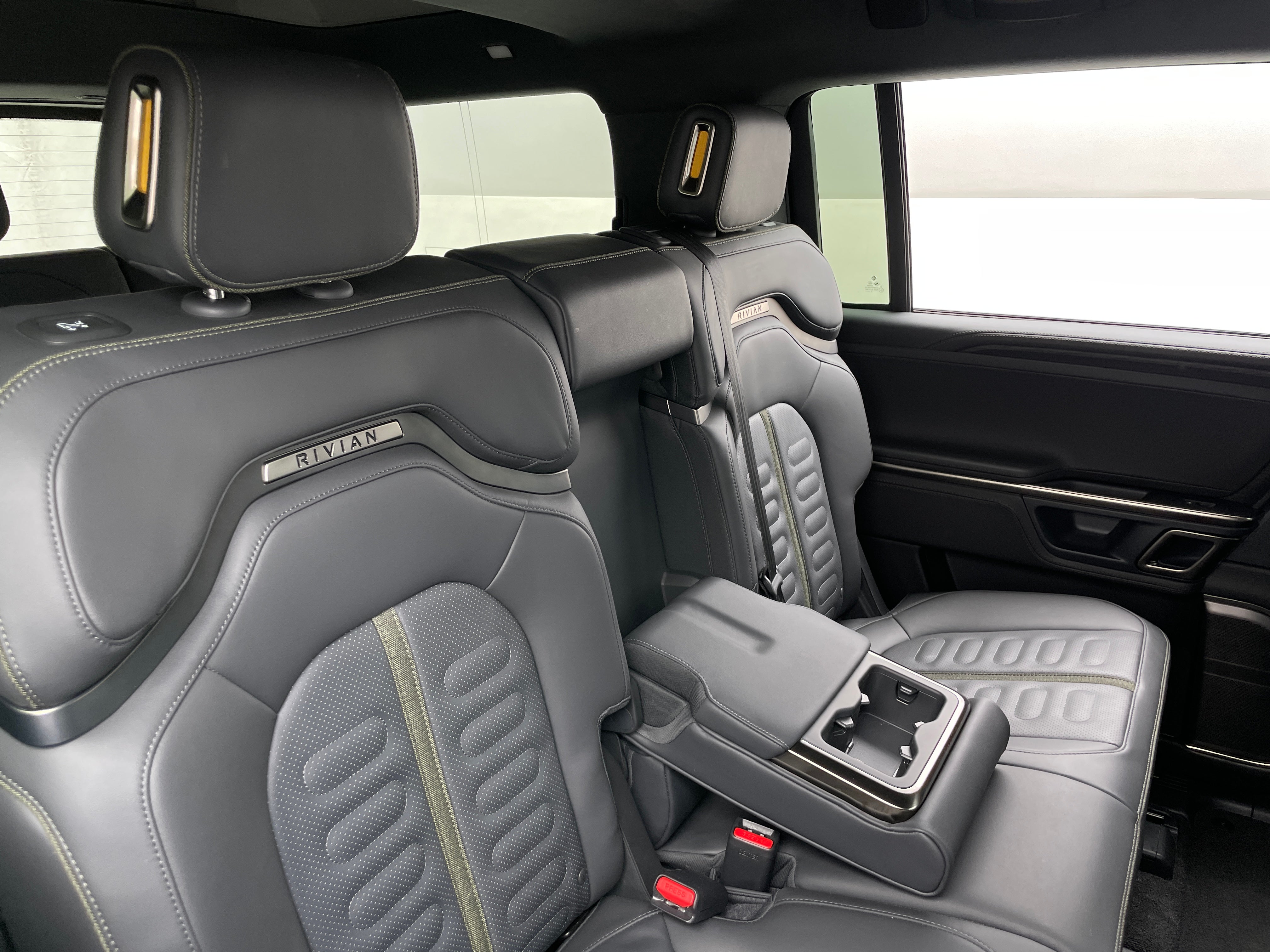 2023 Rivian R1S Adventure 5