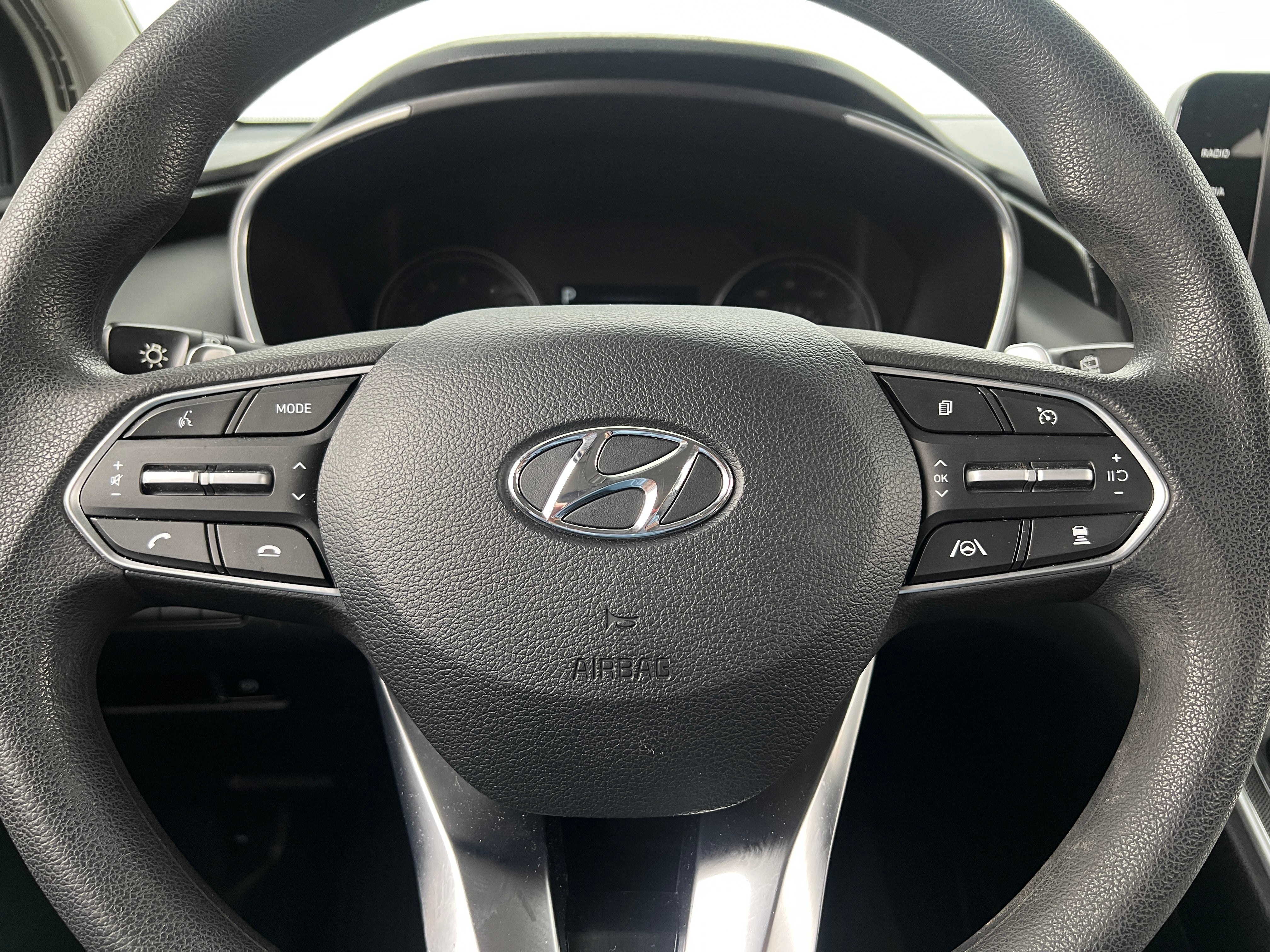 2021 Hyundai Santa Fe SE 5