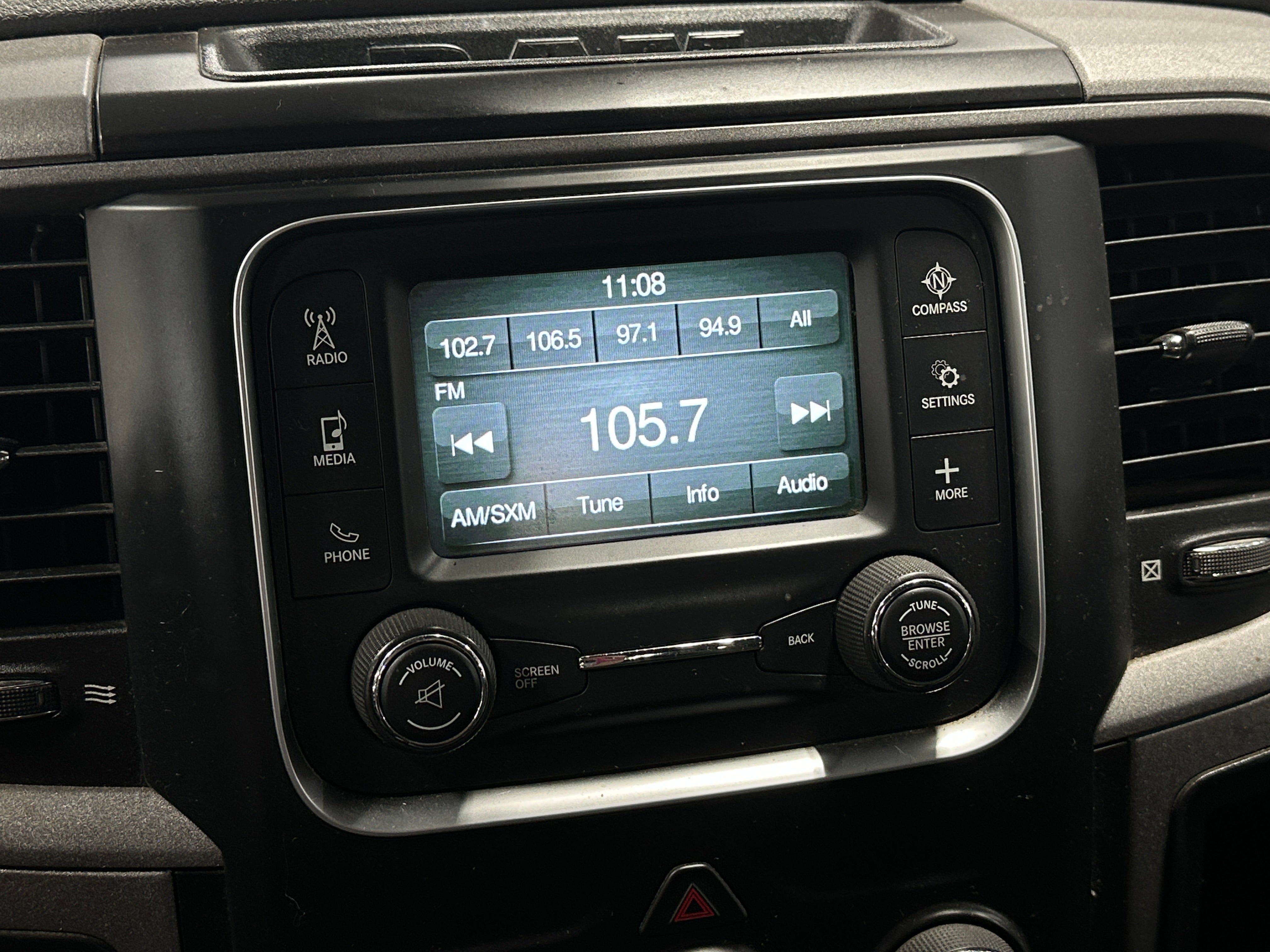 2016 RAM 1500 Tradesman 4