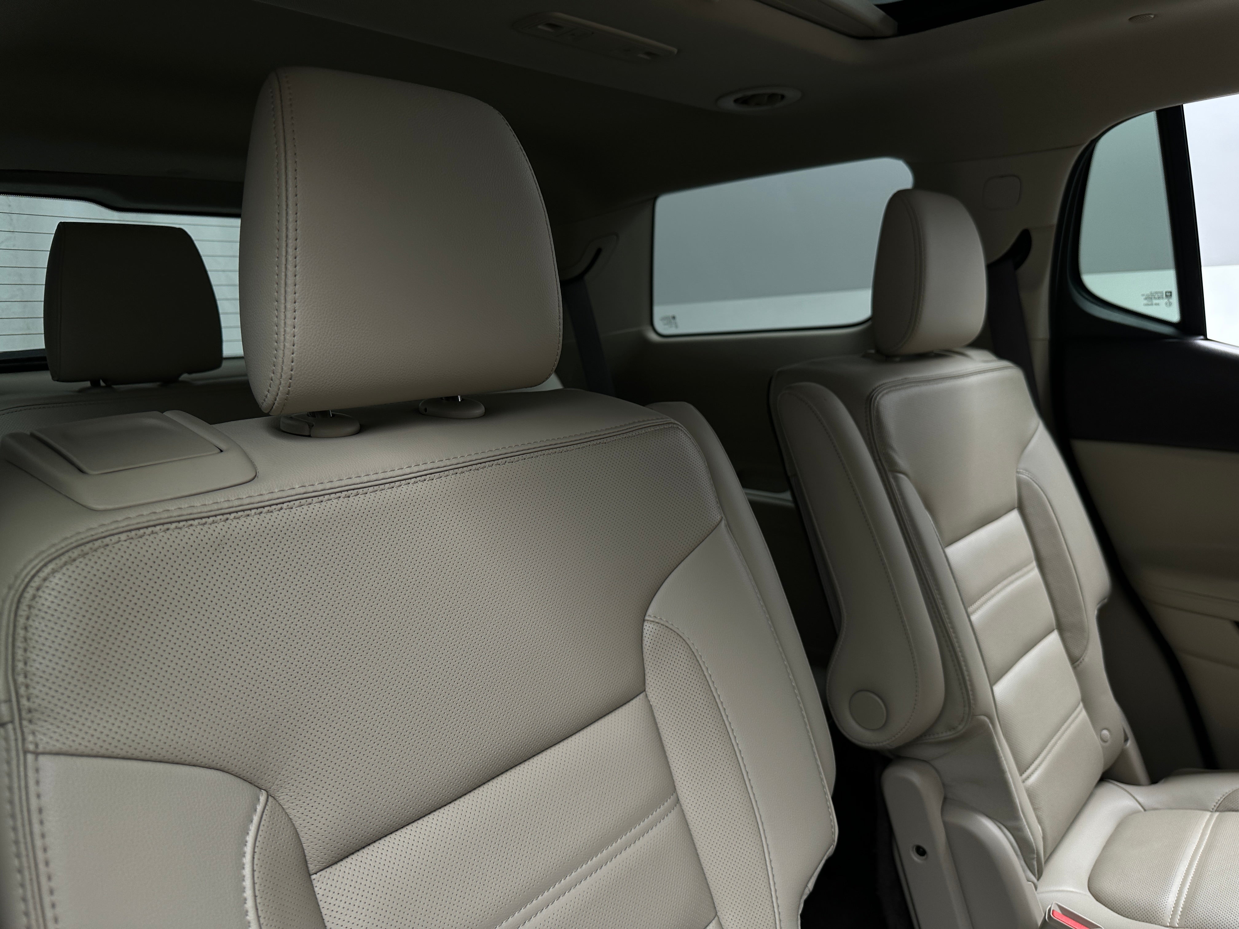 2018 GMC Acadia Denali 5