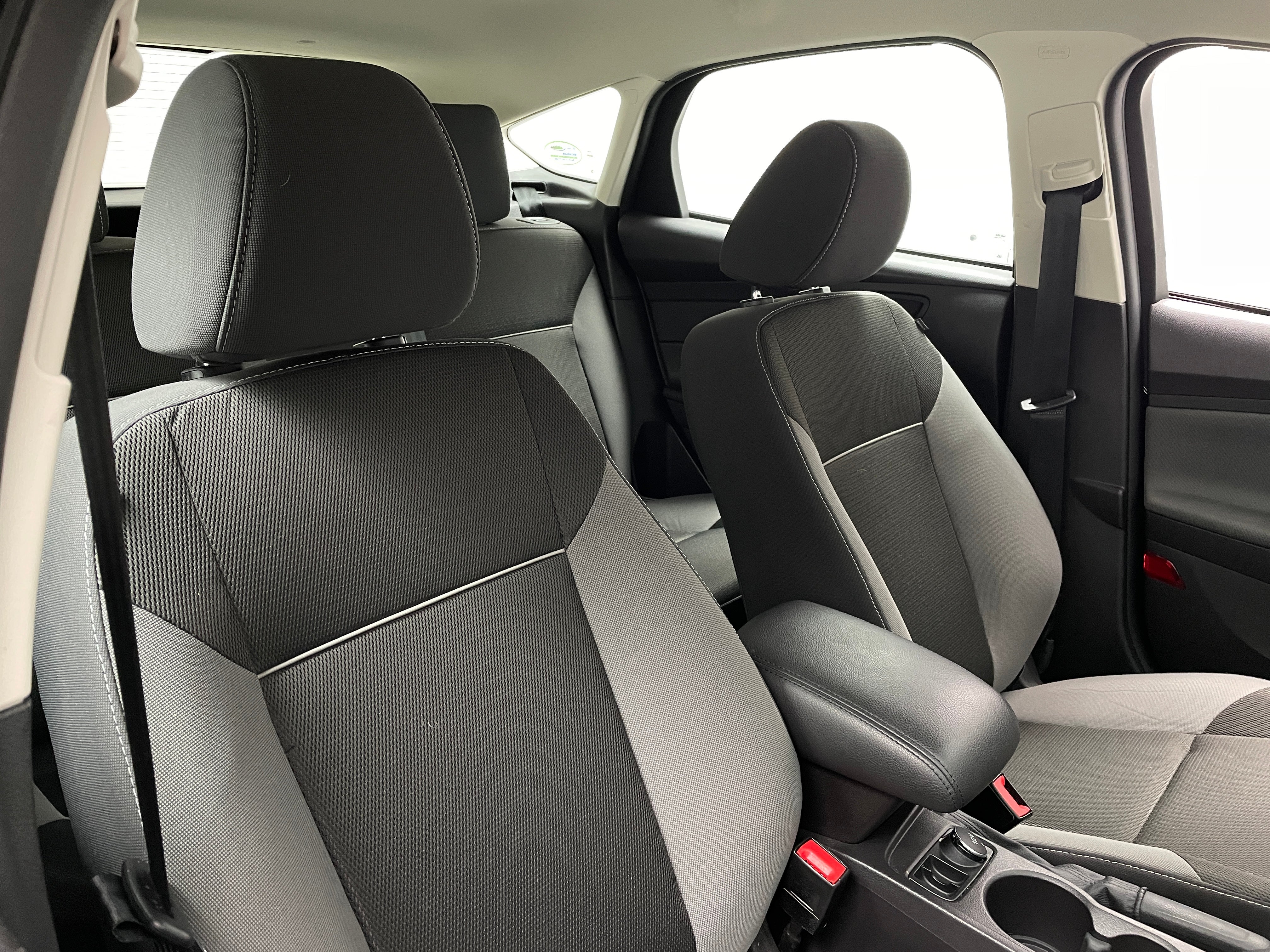 2014 Ford Focus SE 2