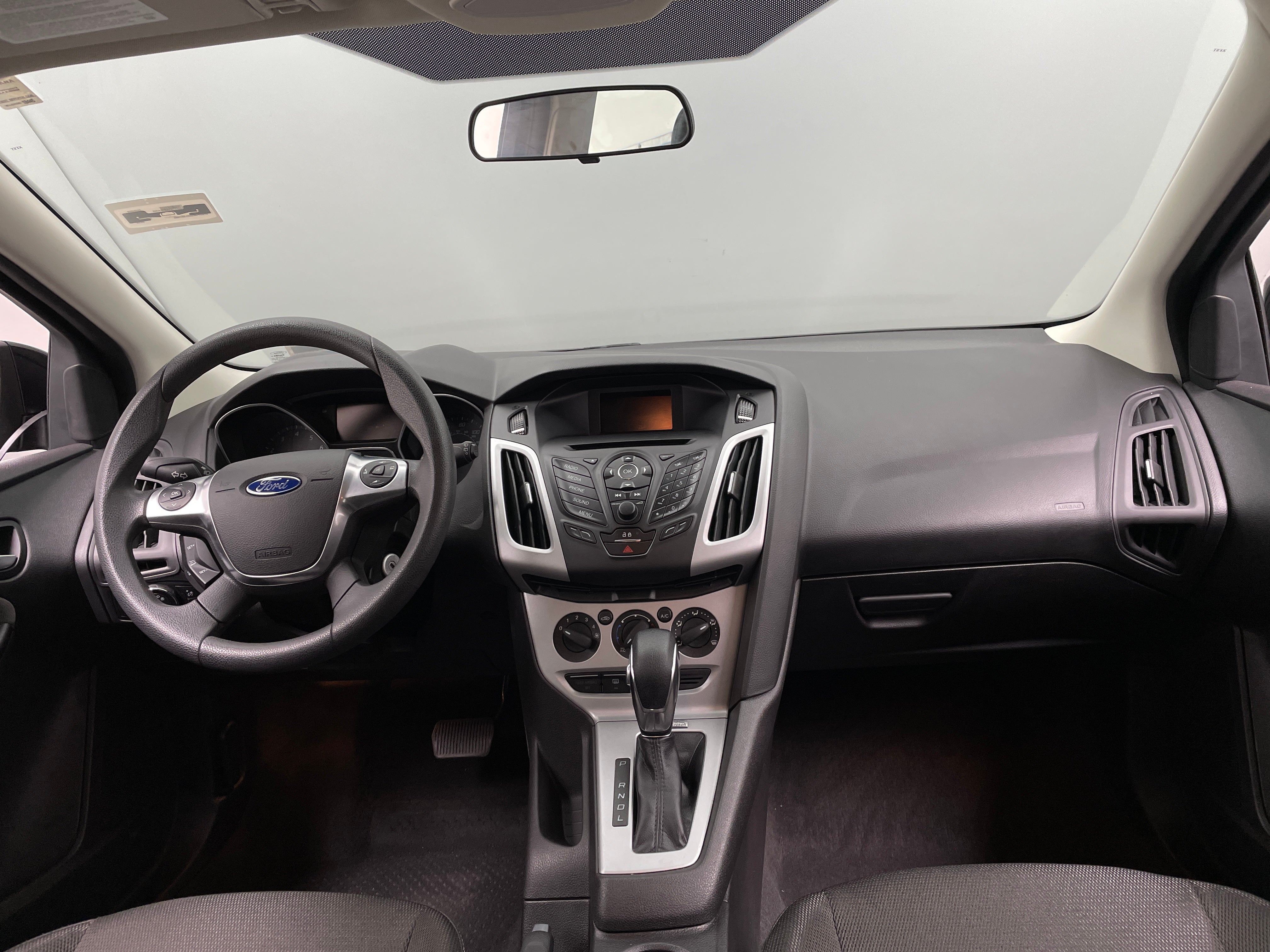 2014 Ford Focus SE 3