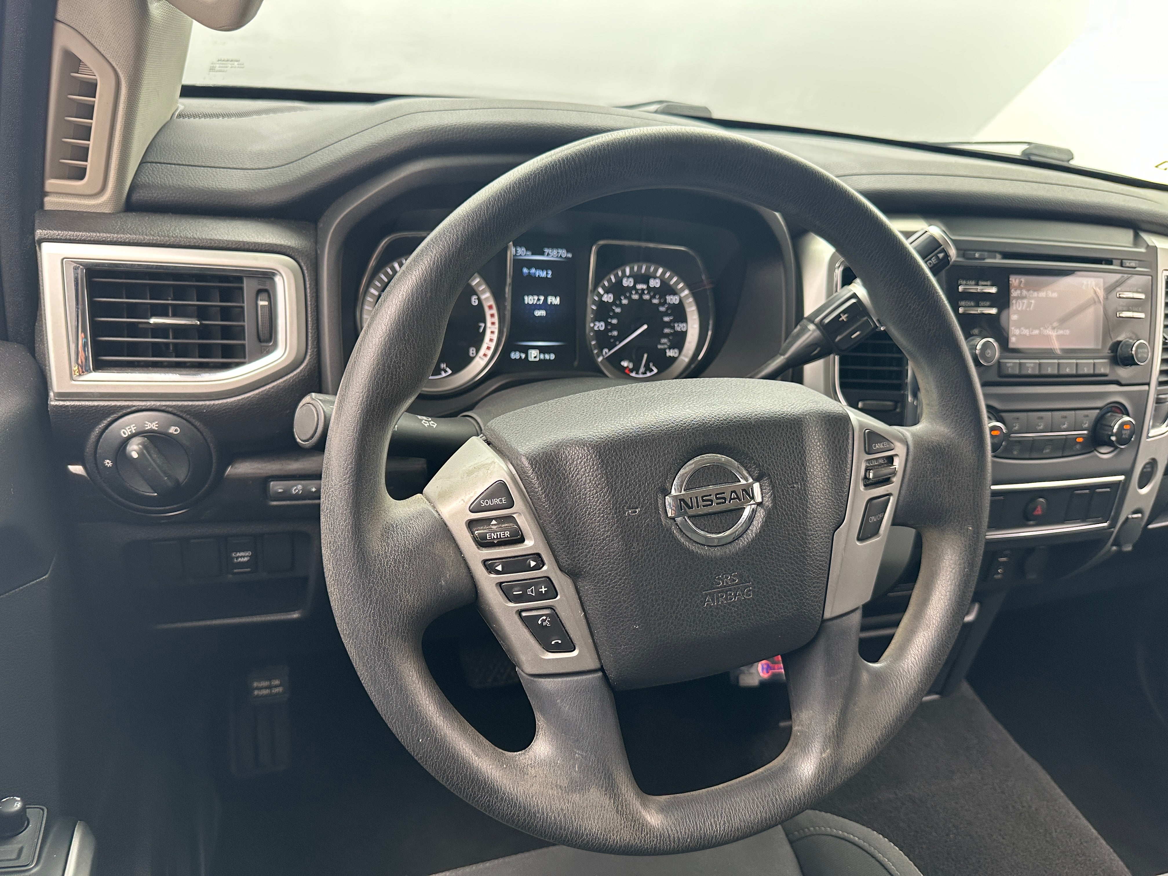 2018 Nissan Titan SV 5
