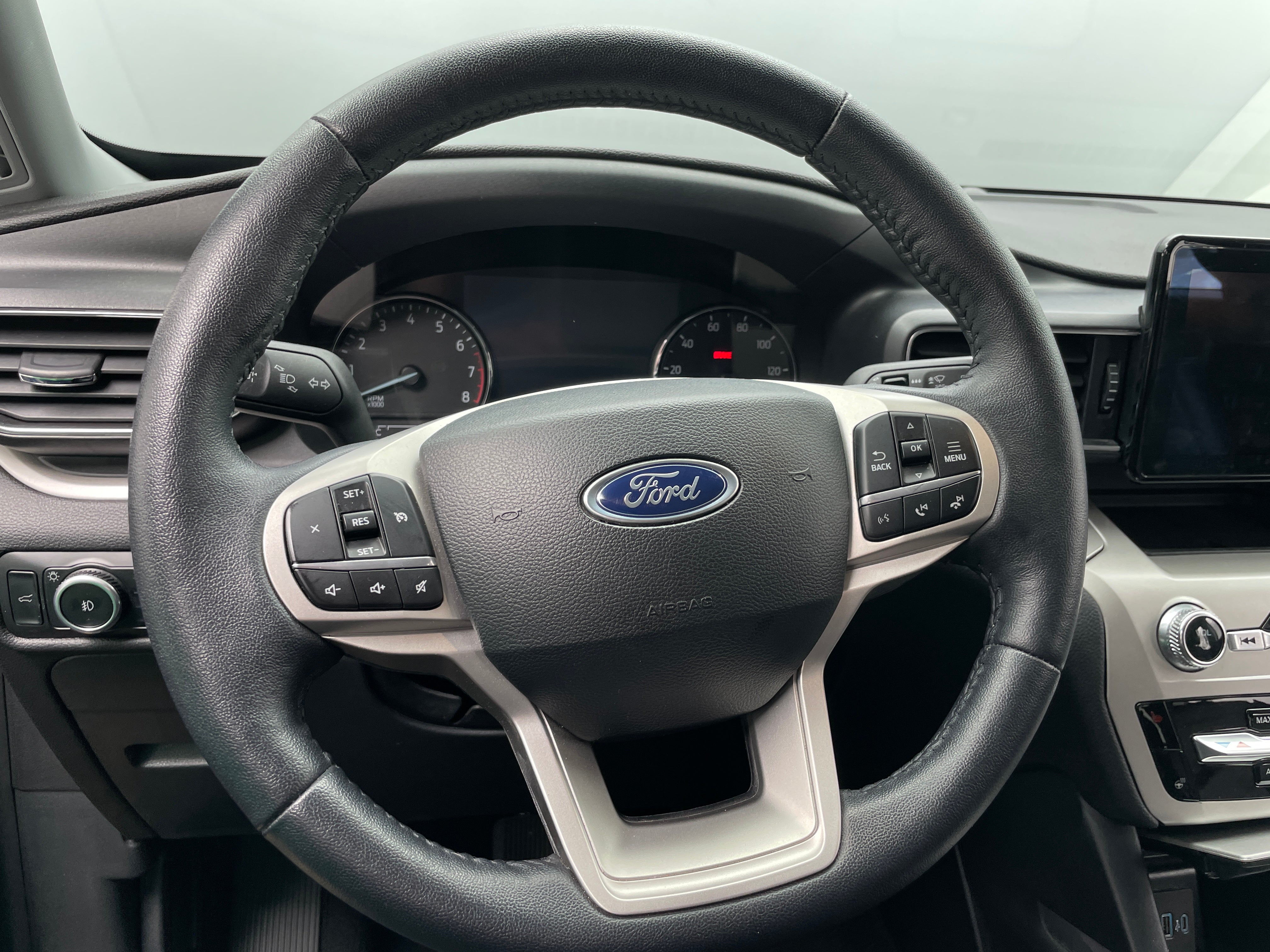 2024 Ford Explorer XLT 5