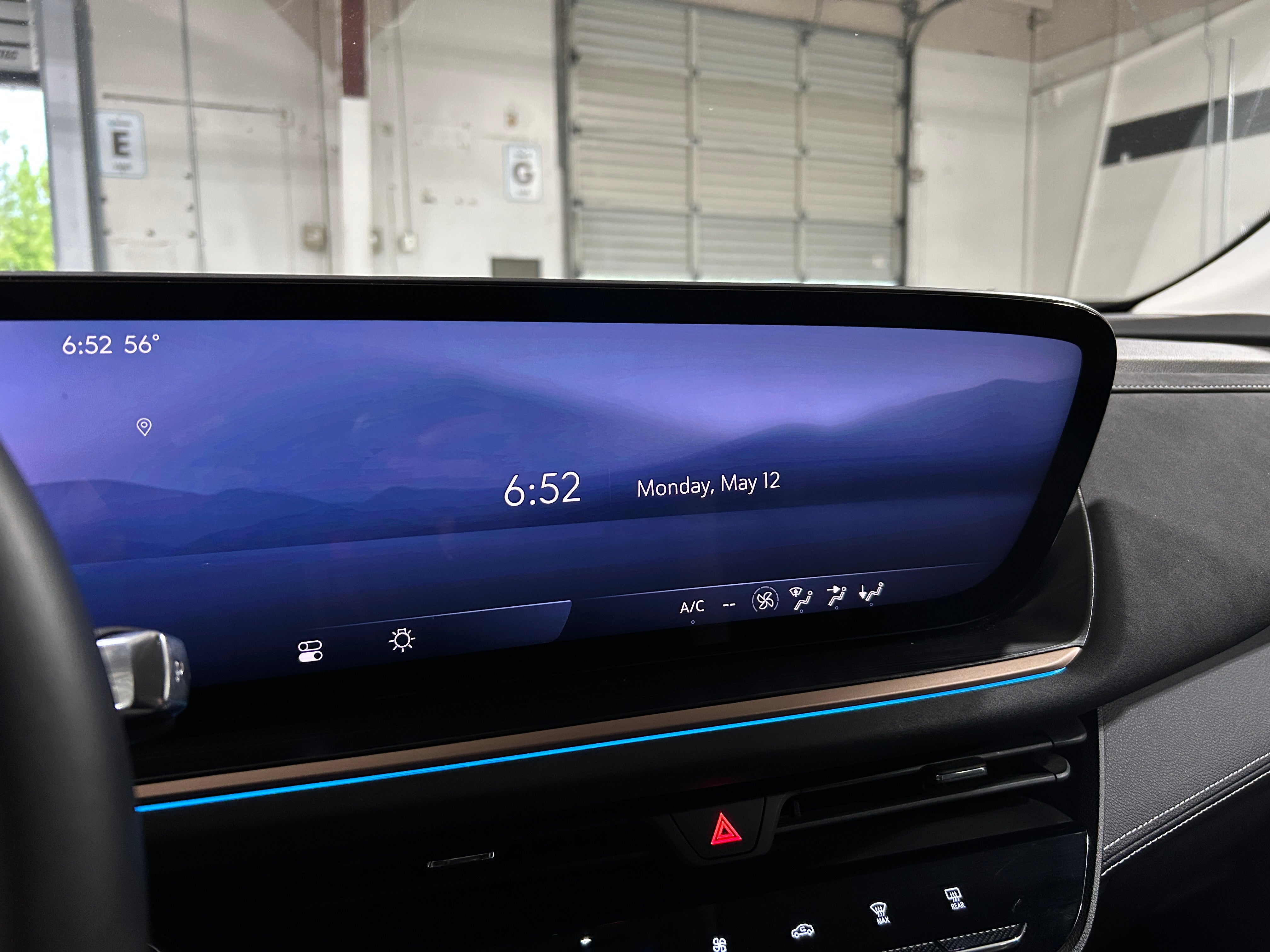 2024 Buick Envision Sport Touring 3