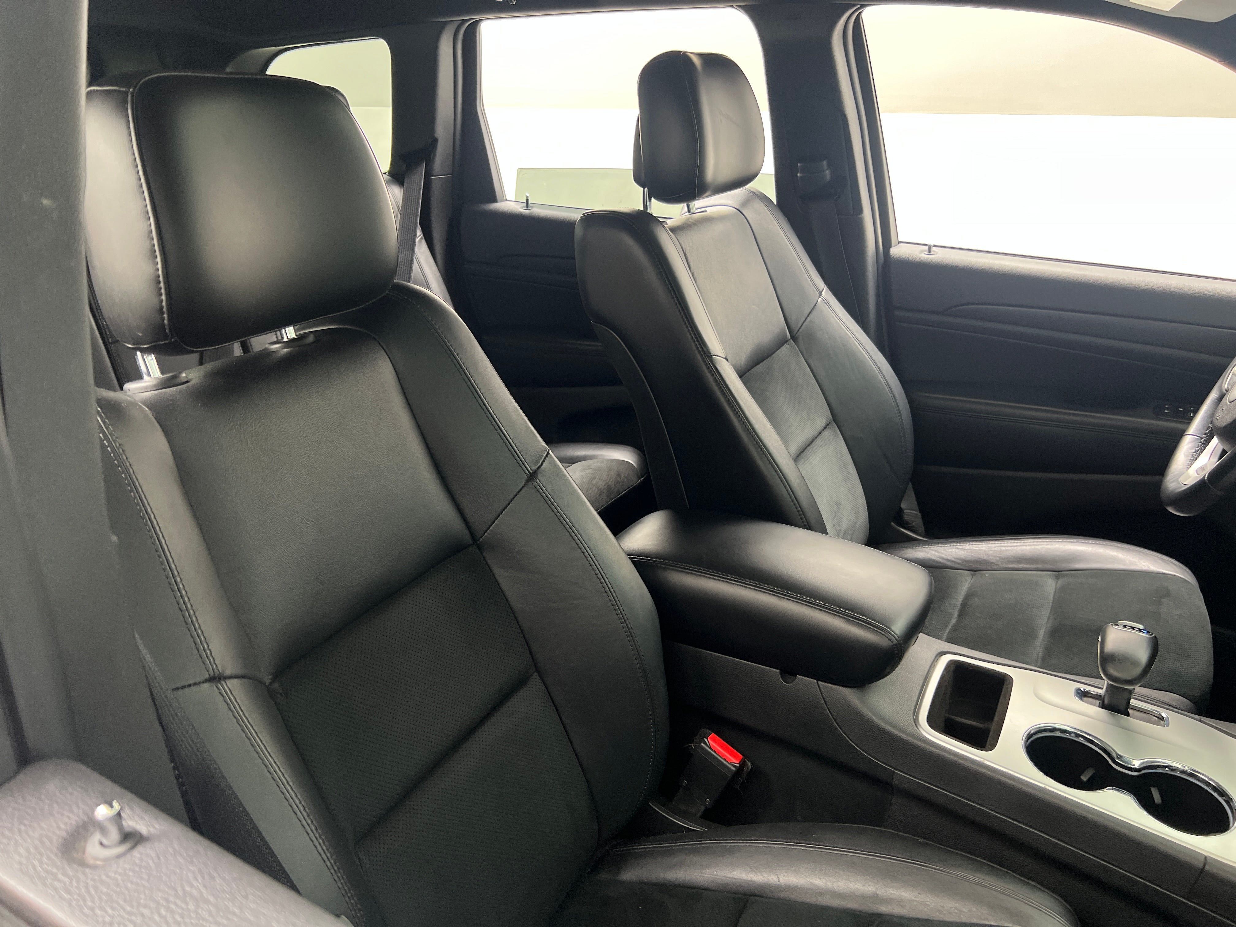 2015 Jeep Grand Cherokee Altitude 2