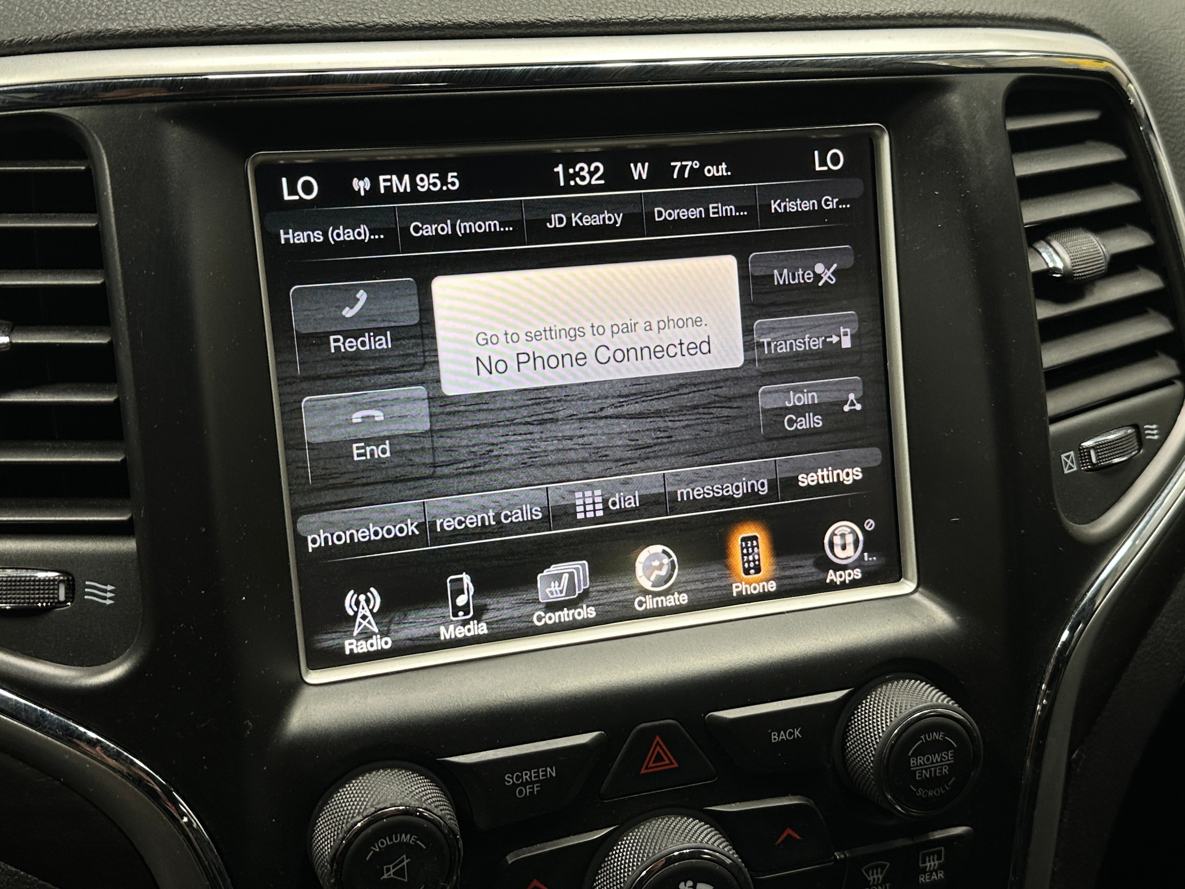2015 Jeep Grand Cherokee Altitude 4