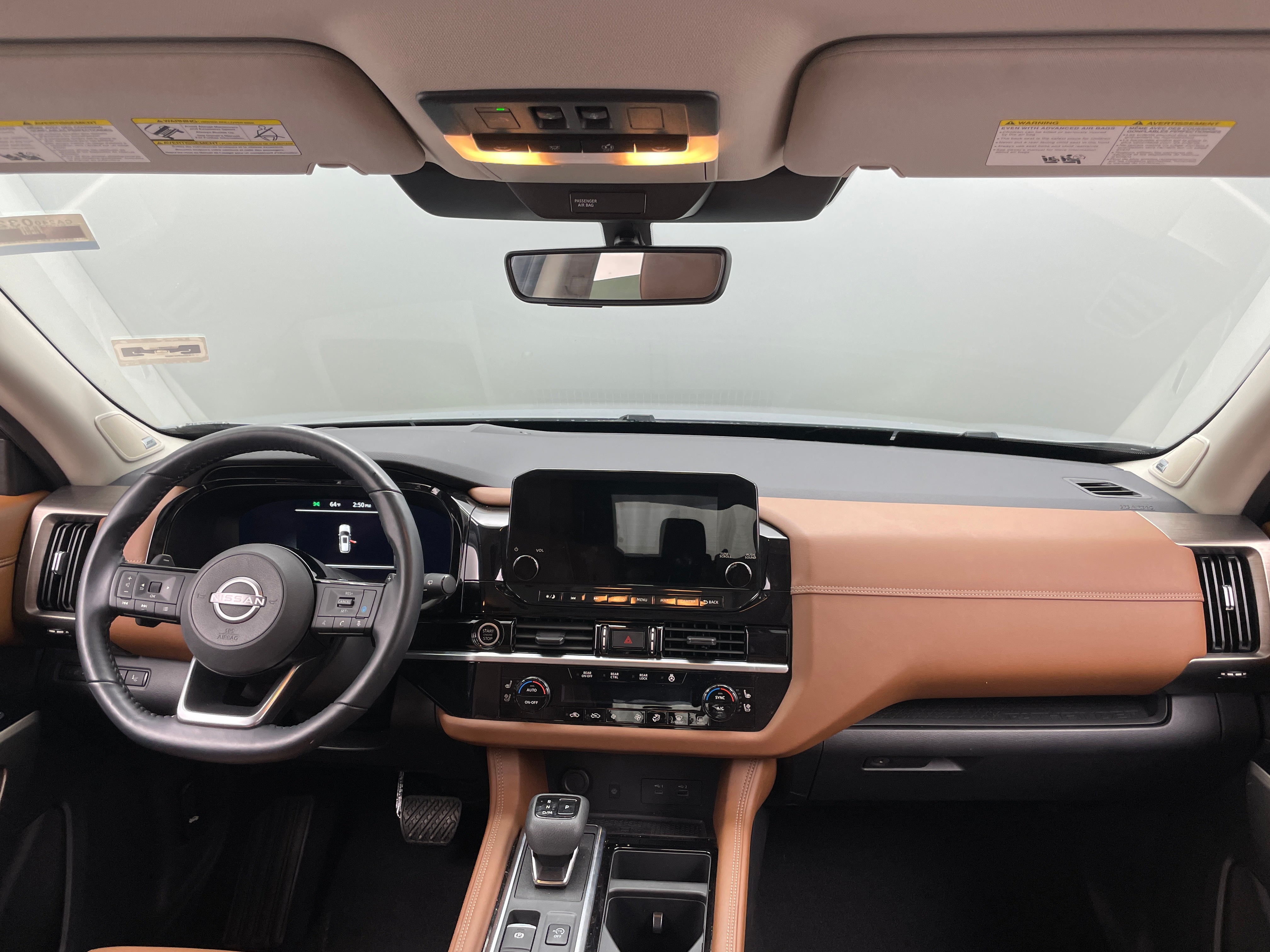 2023 Nissan Pathfinder Platinum 2