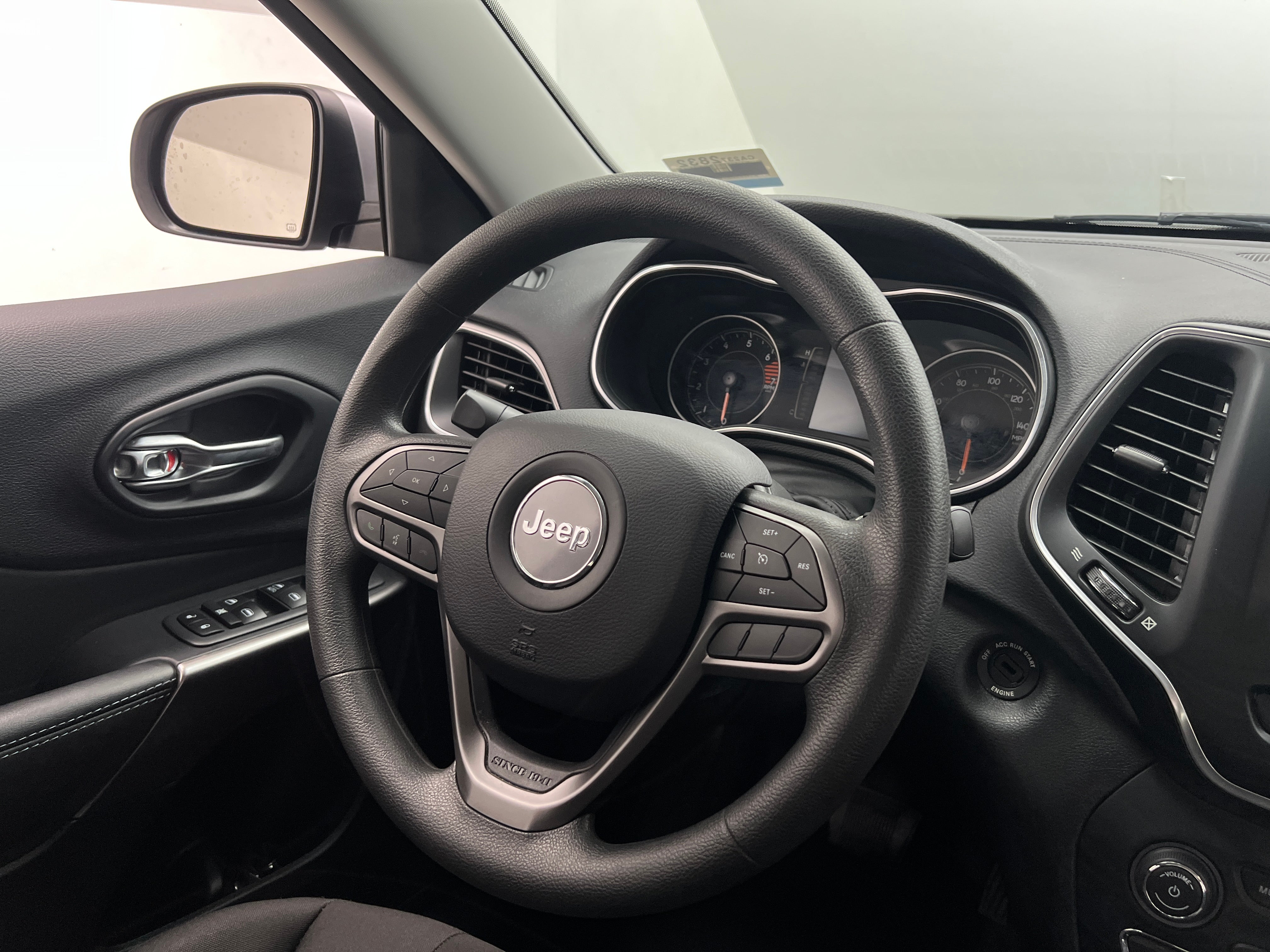 2020 Jeep Cherokee Latitude 5