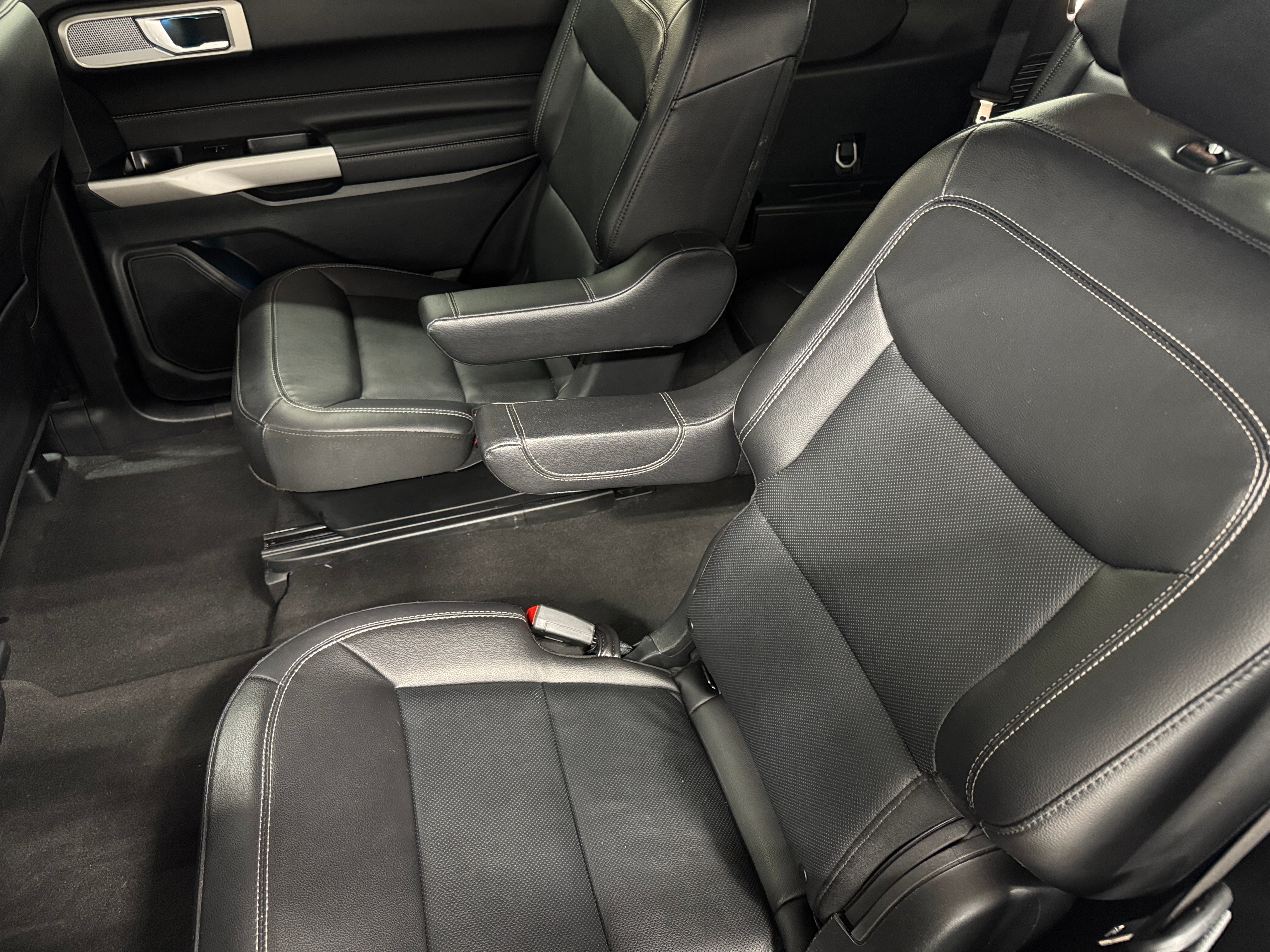 2024 Ford Explorer Limited 5