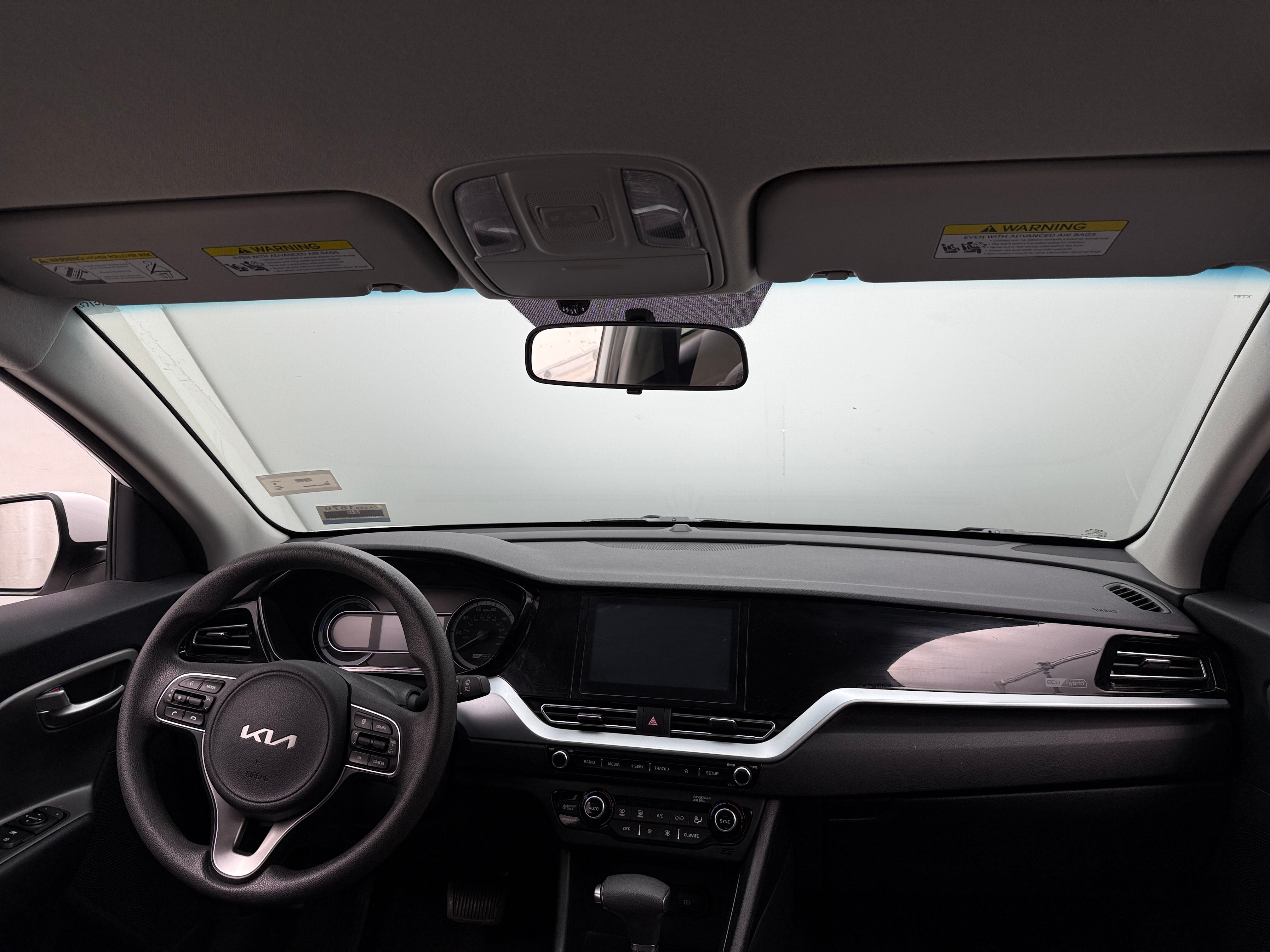 2022 Kia Niro LX 3