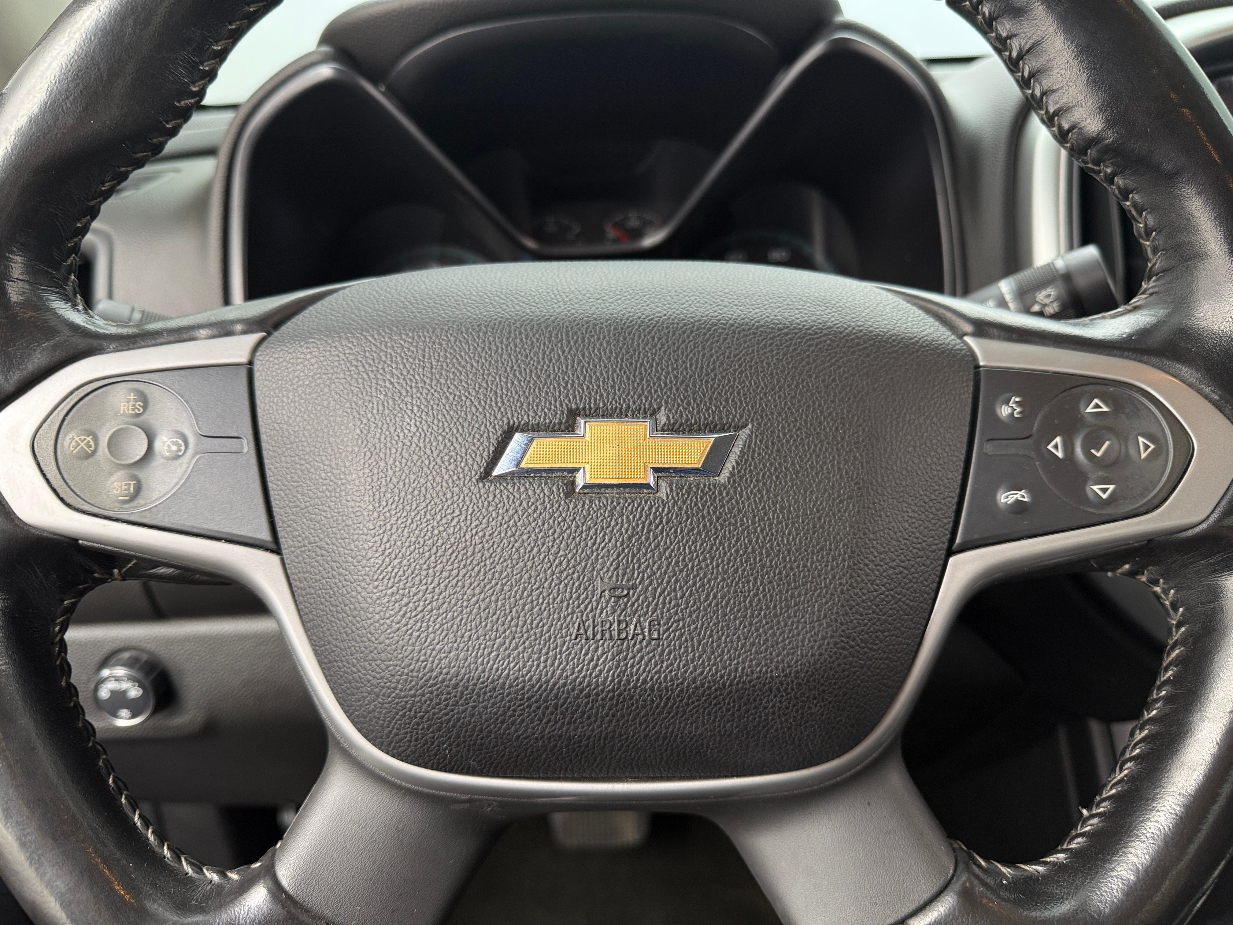 Thumbnail: 2017 Chevrolet Colorado - 5