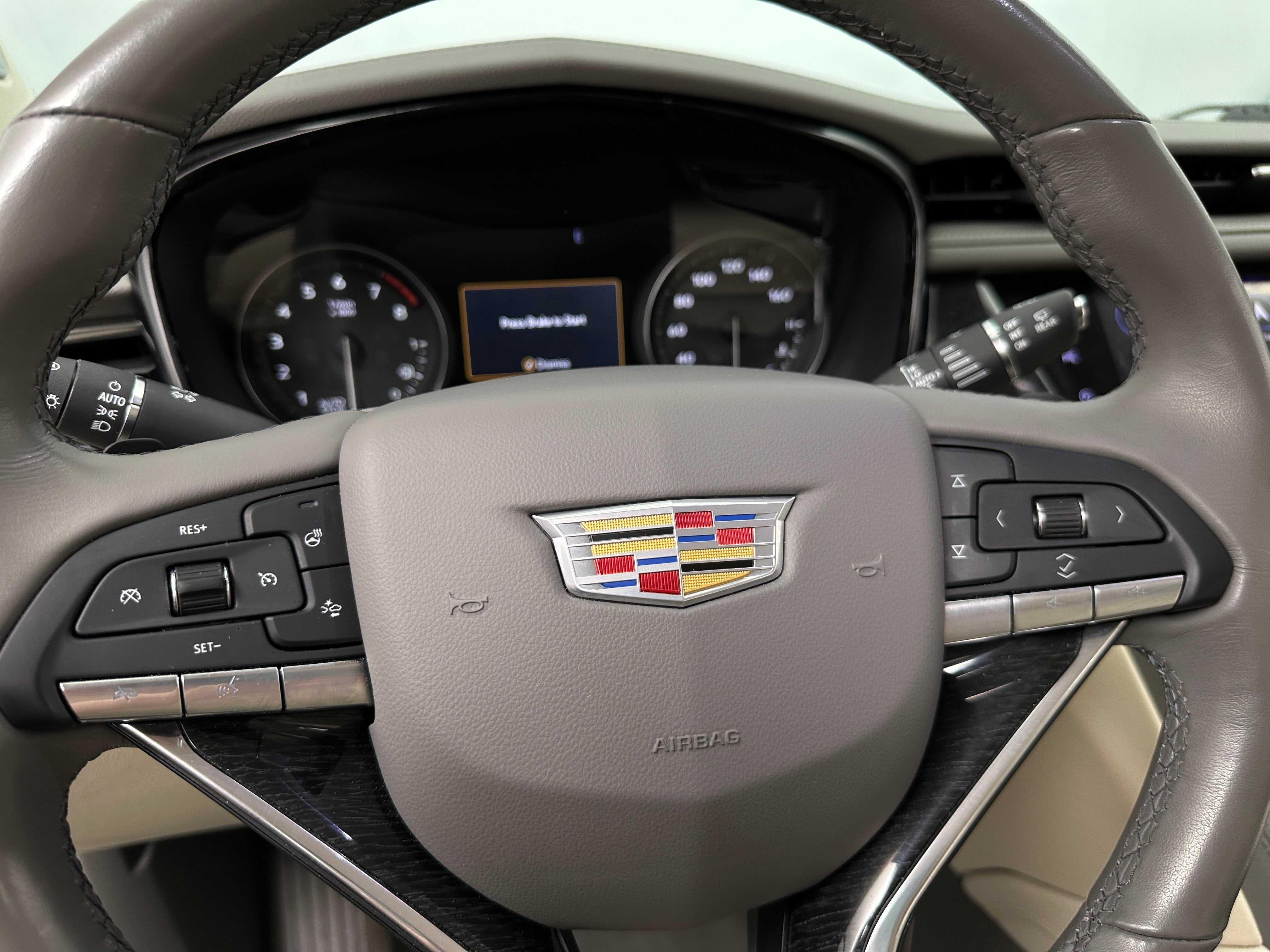 2020 Cadillac XT6 Premium Luxury 4
