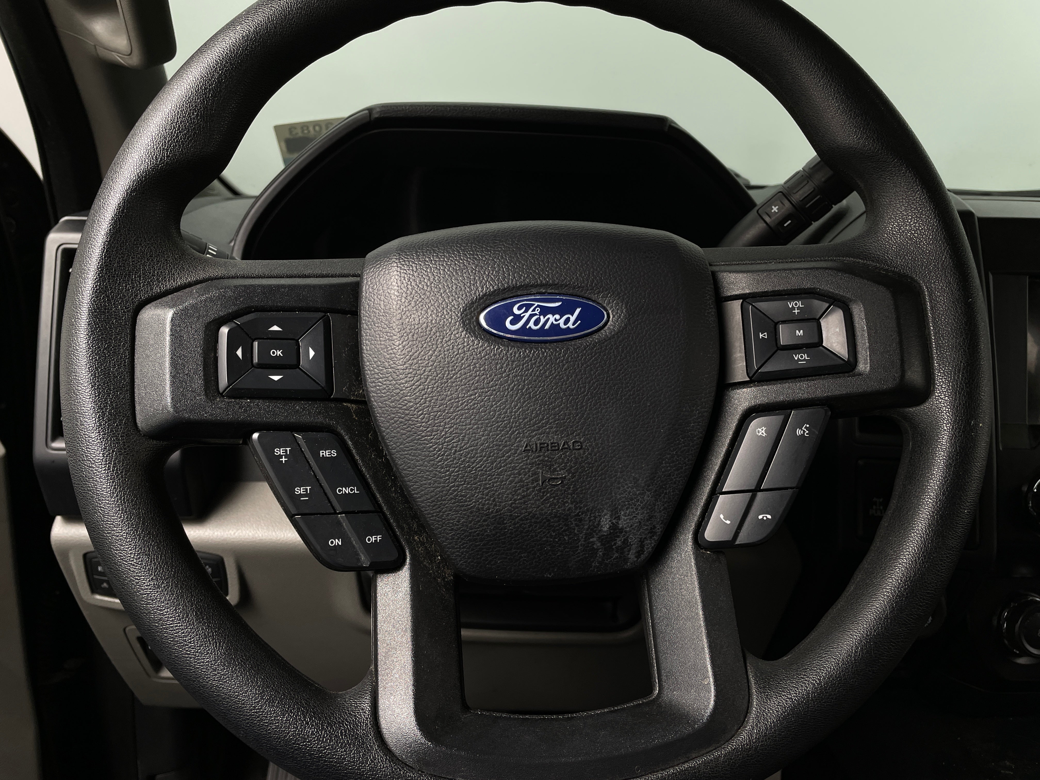 2019 Ford Econoline E-150 5