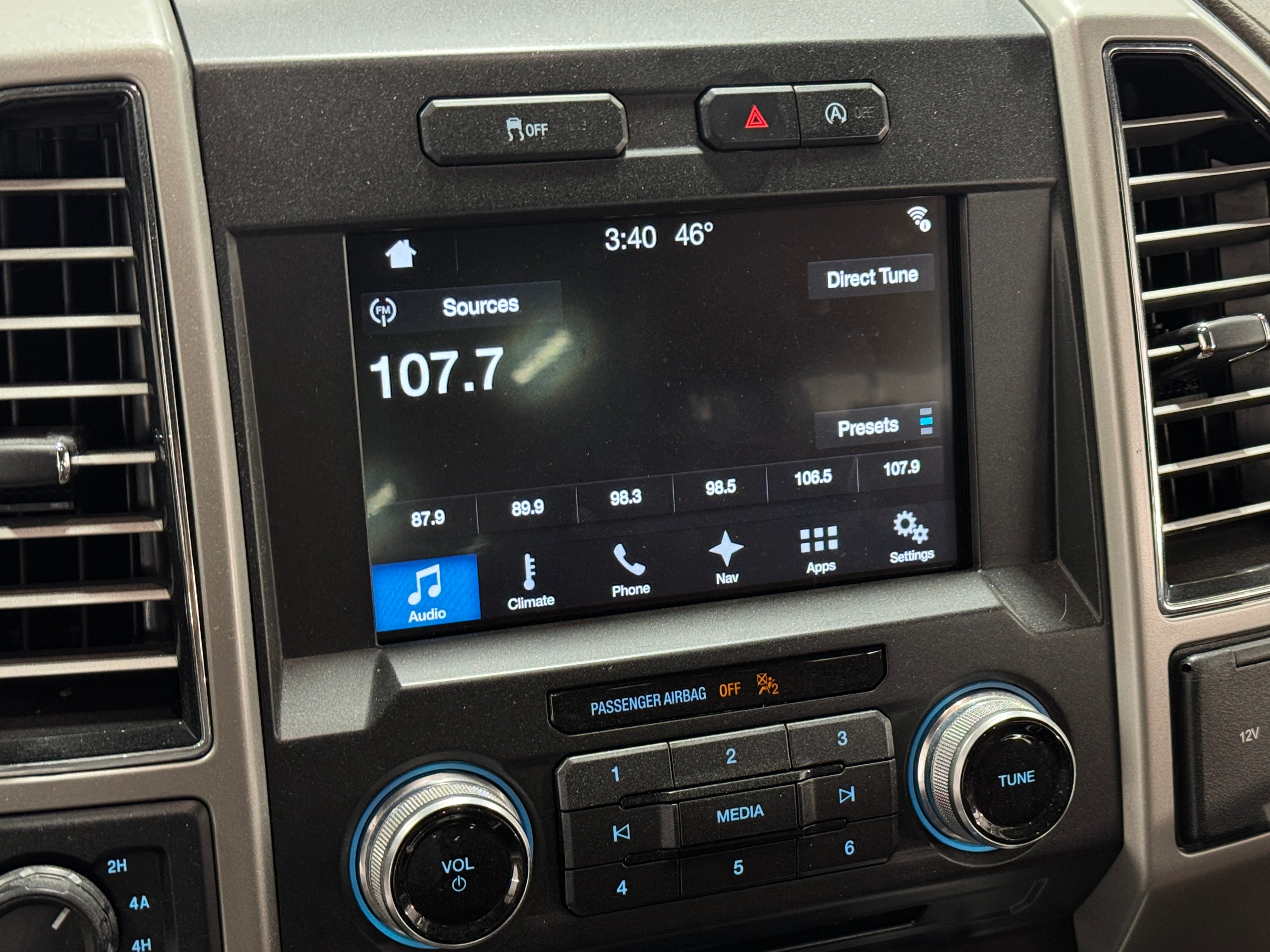 2018 Ford Econoline E-150 3