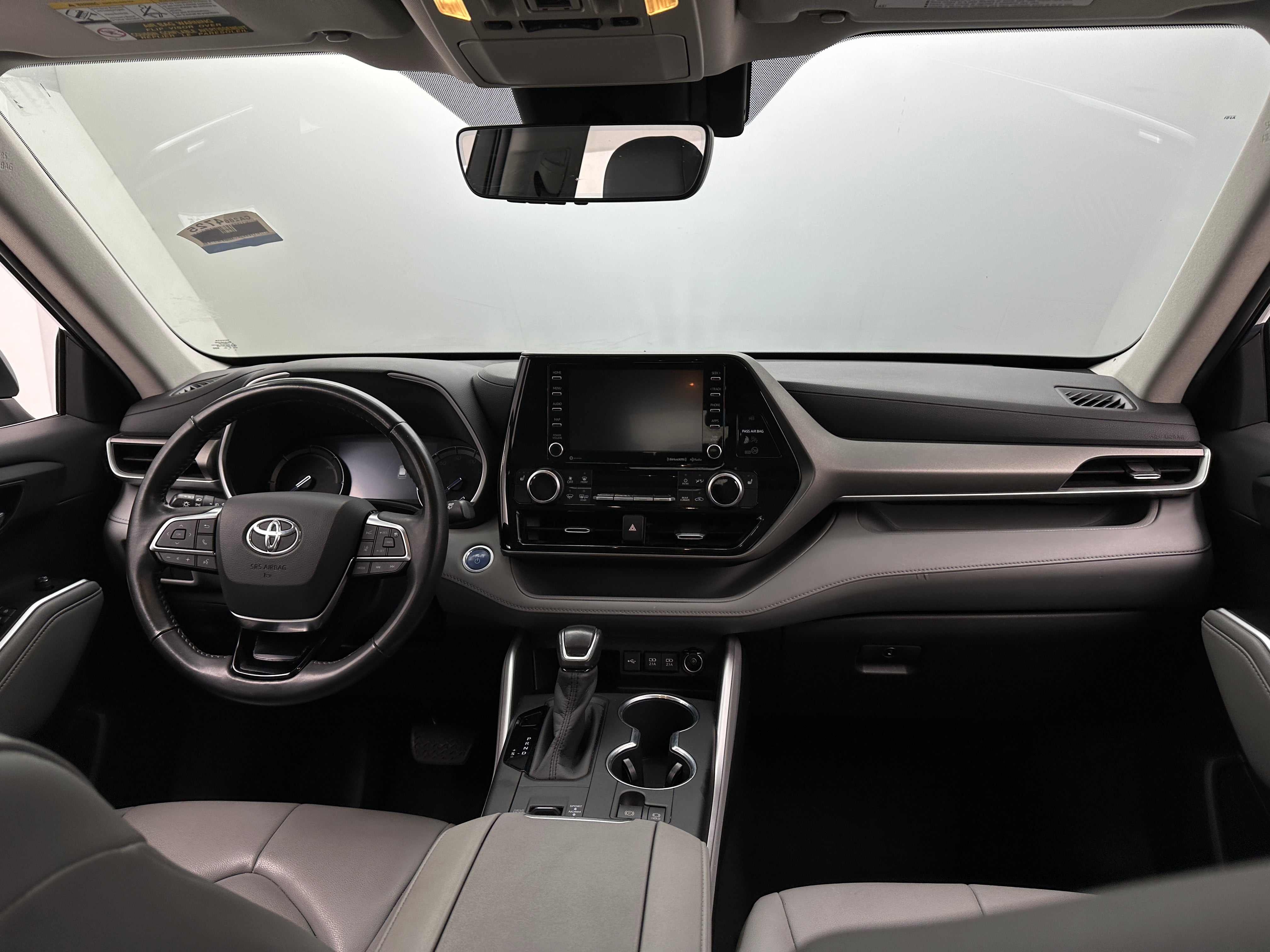2020 Toyota Highlander XLE 2
