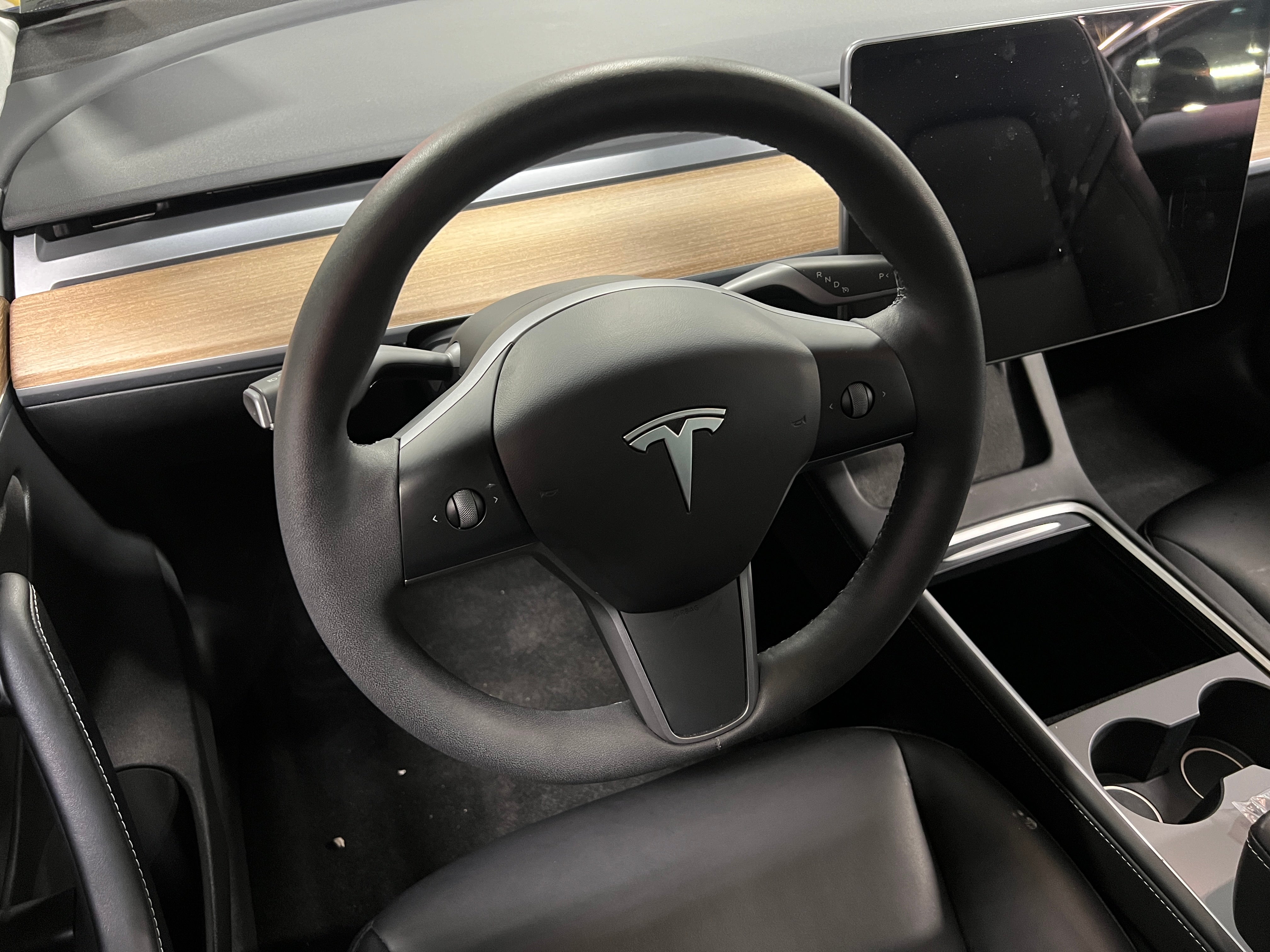 2023 Tesla Model 3 Standard Range 4