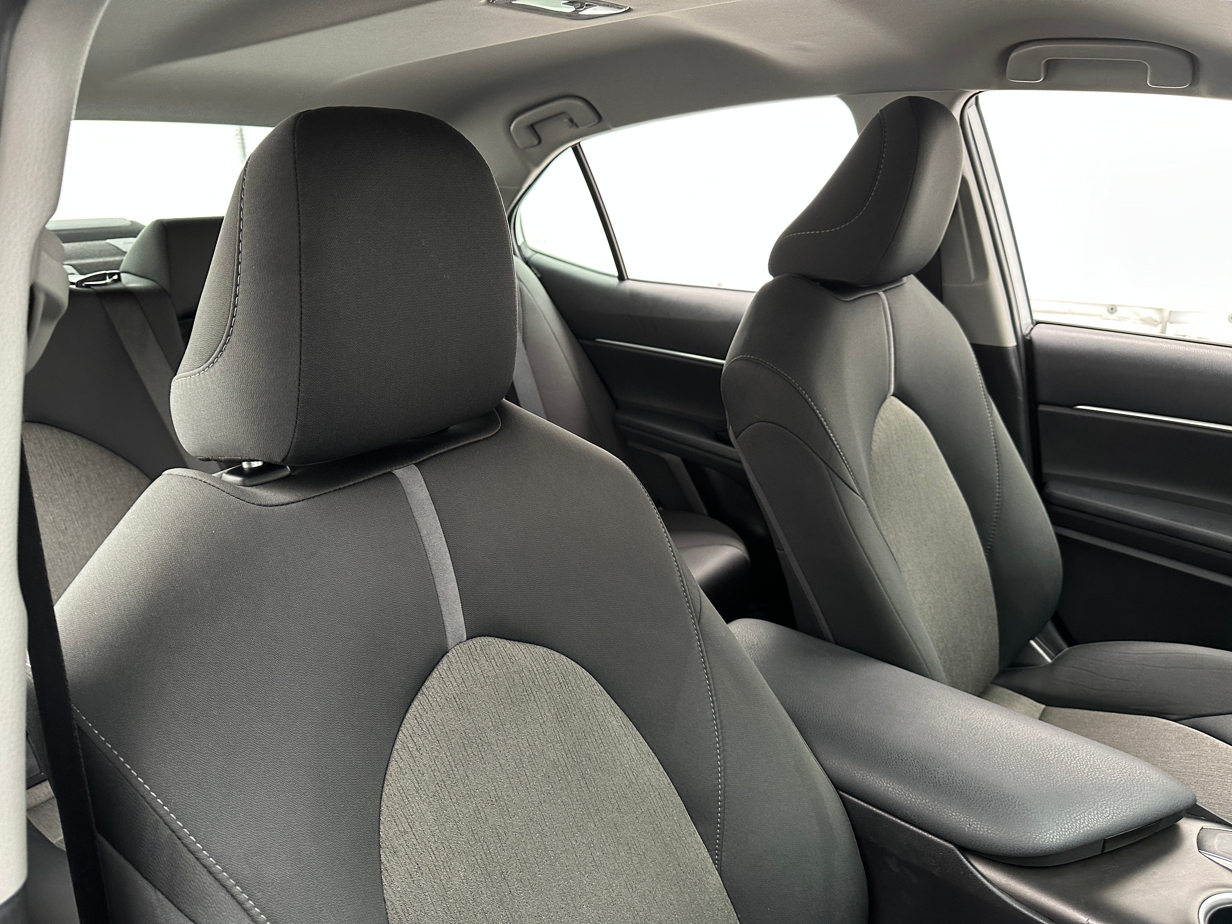 2023 Toyota Camry LE 2