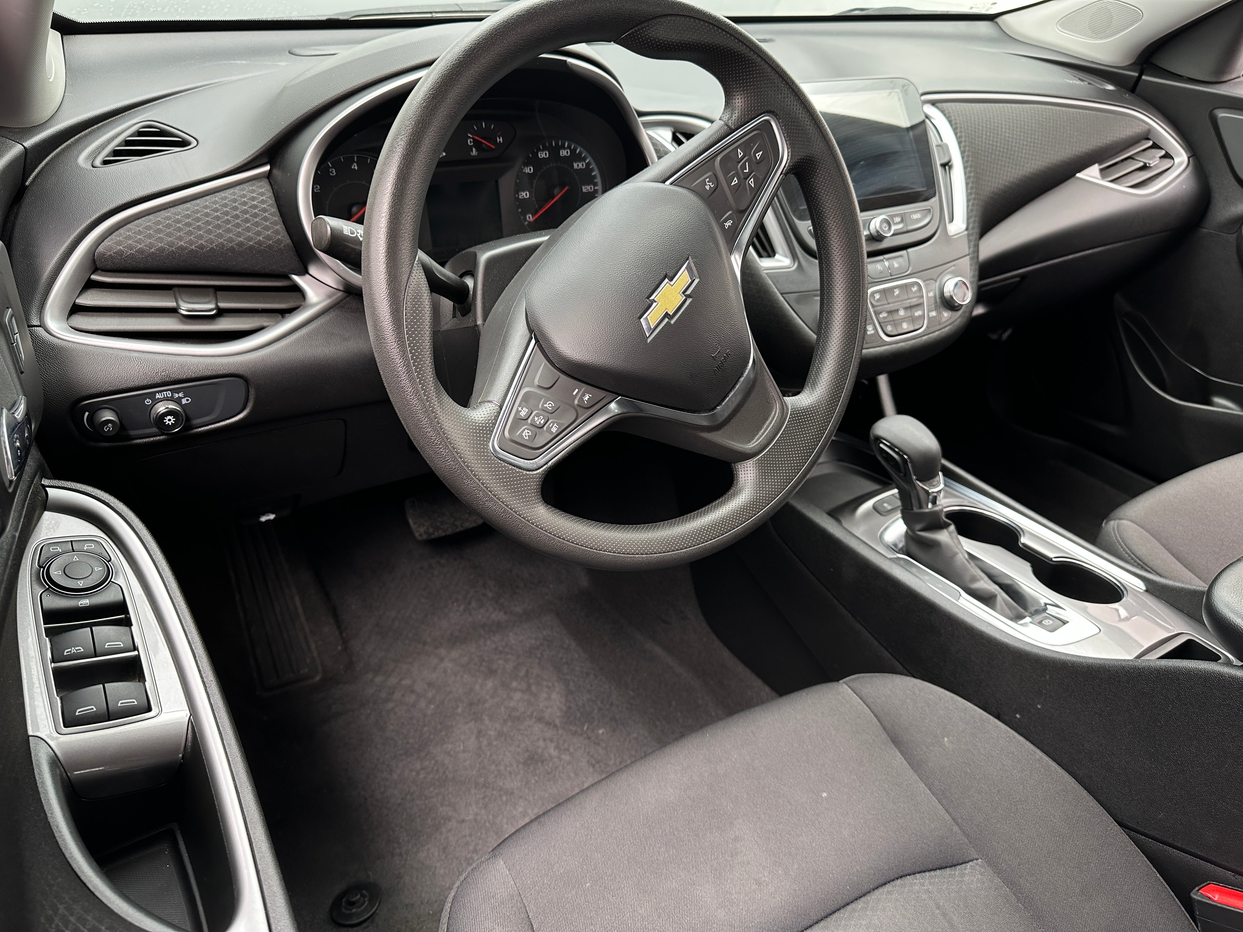 2024 Chevrolet Malibu LT 3