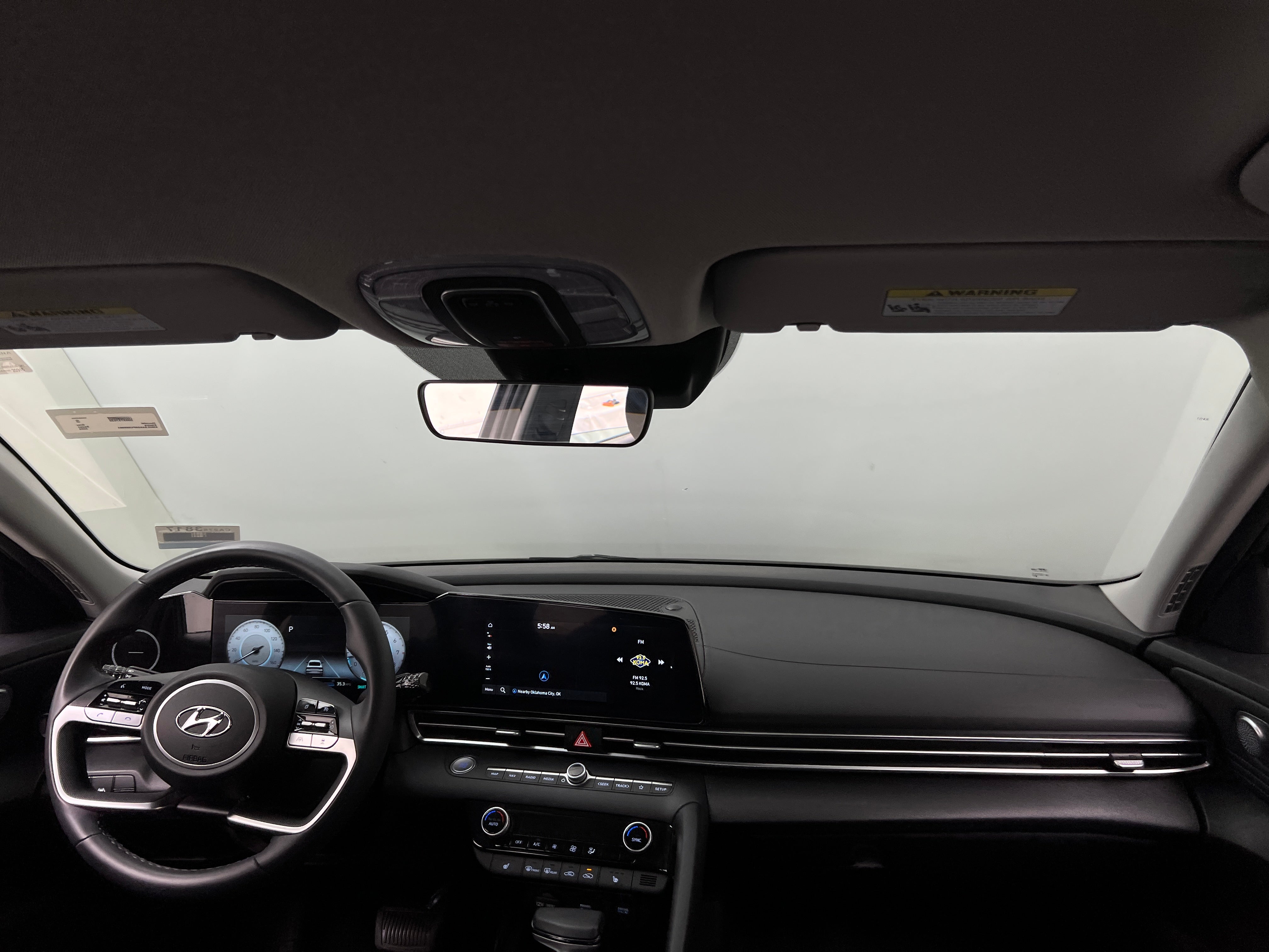 2023 Hyundai Elantra SEL 3