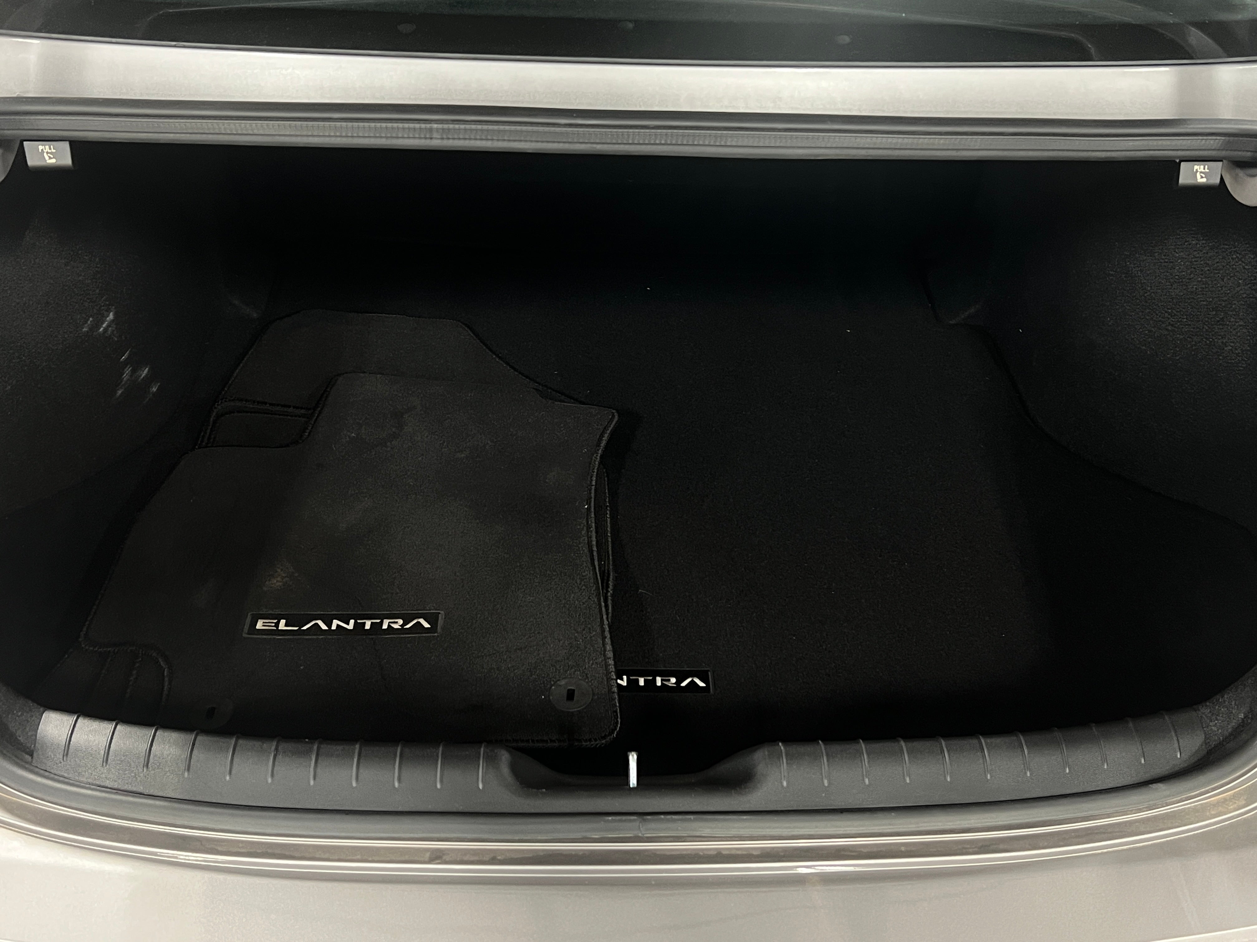 2023 Hyundai Elantra SEL 7