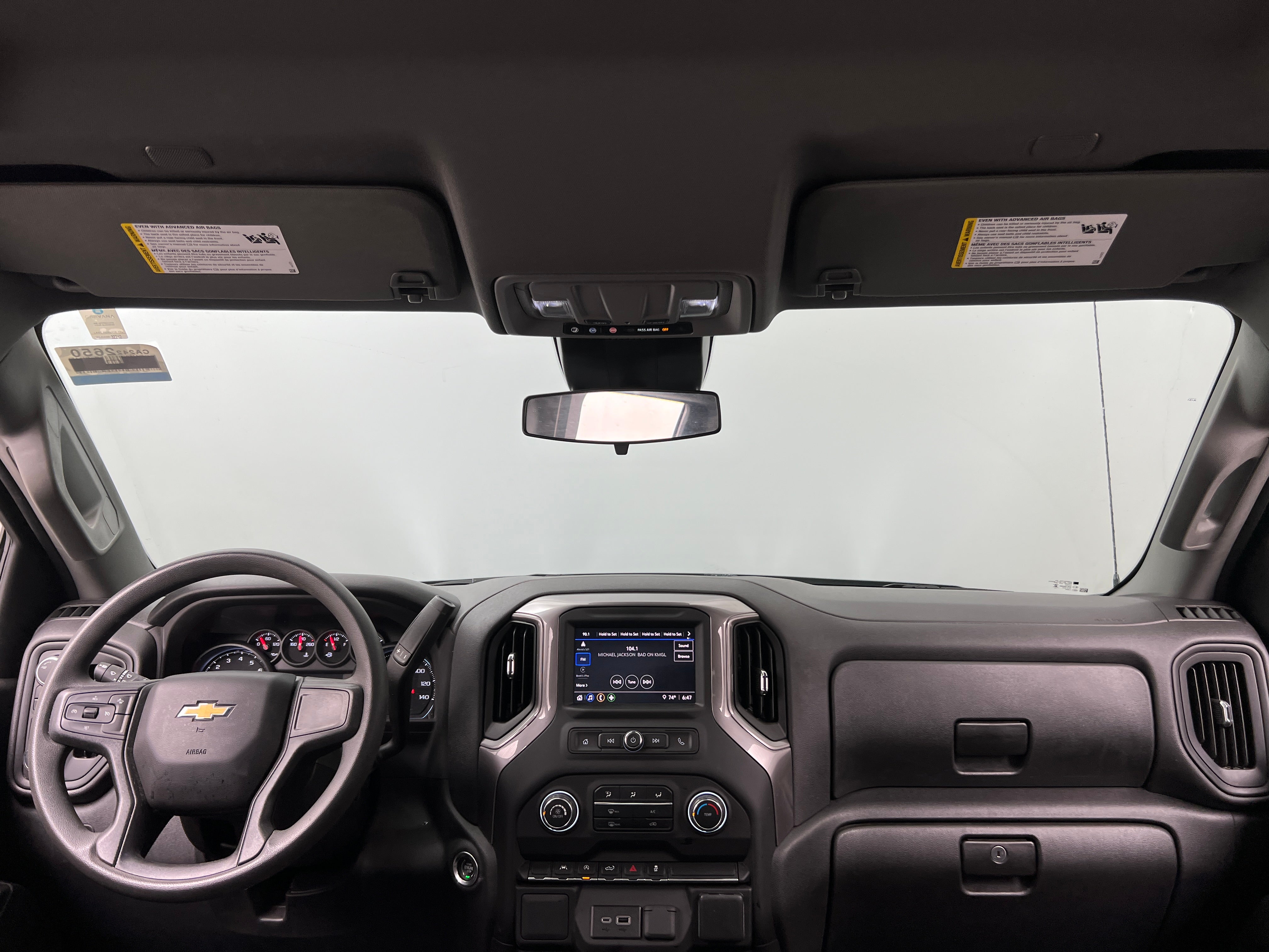 2024 Chevrolet Silverado 1500 Custom 3
