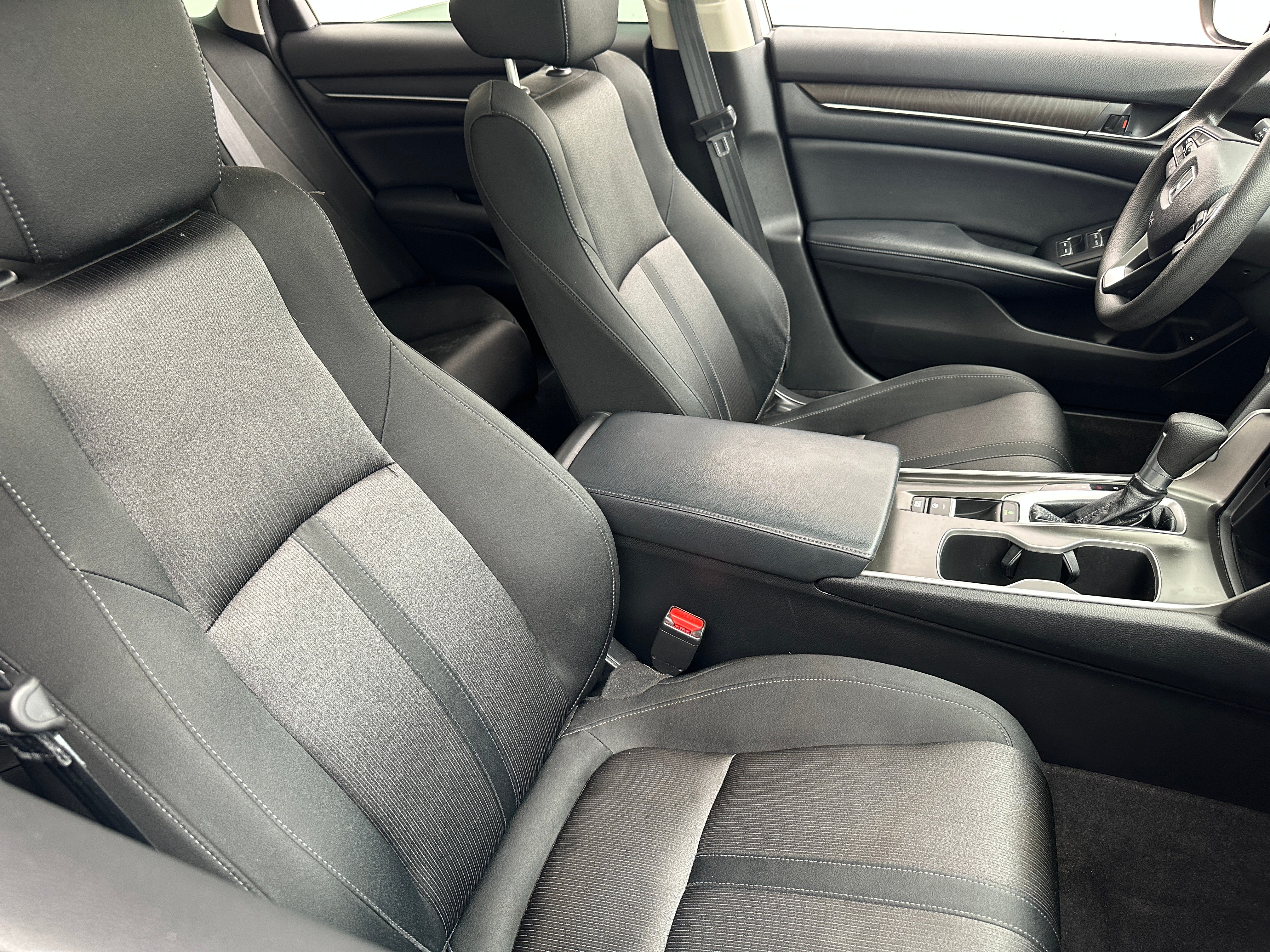 2018 Honda Accord EX 2