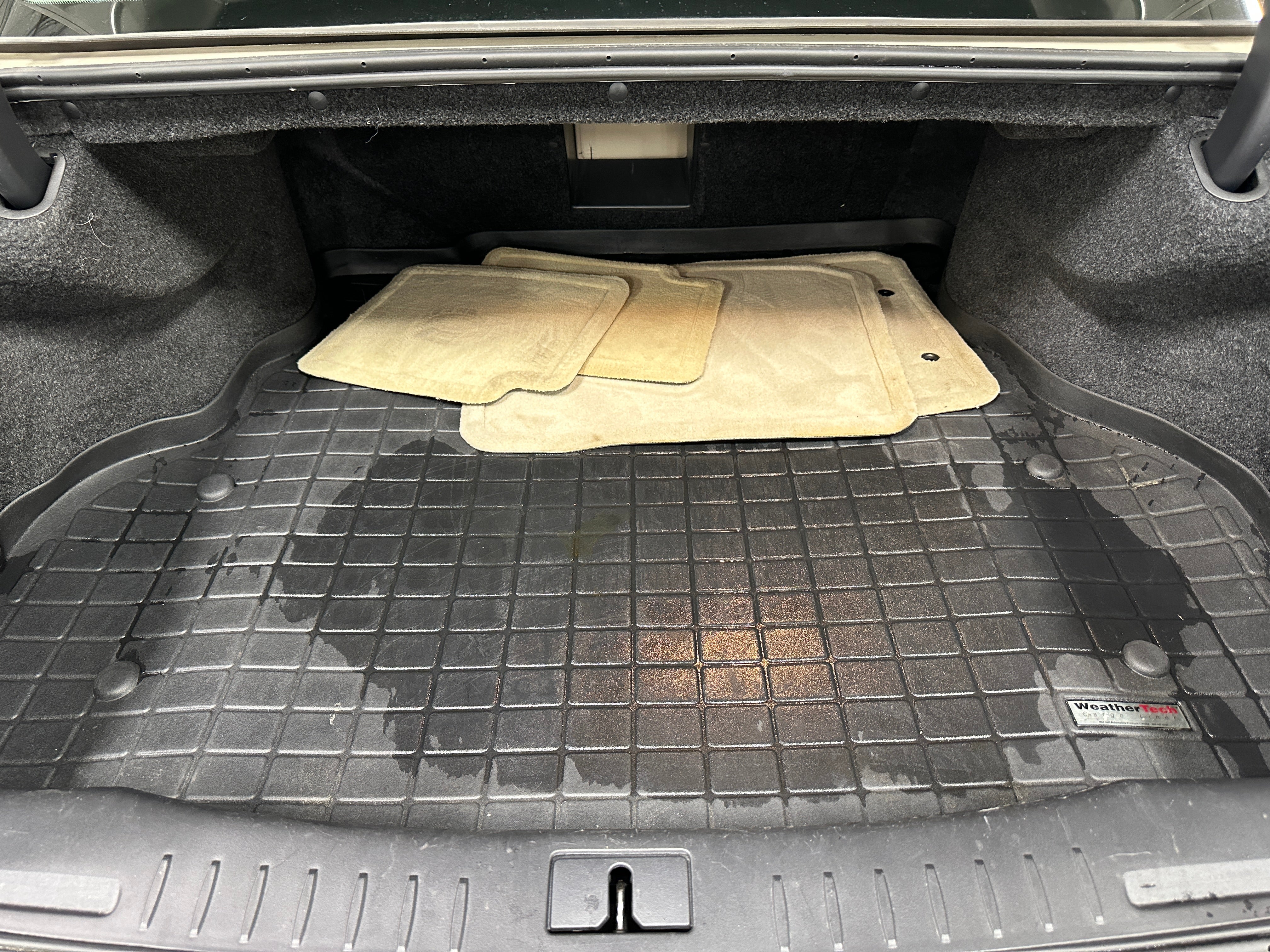 2011 Cadillac DTS Base 6