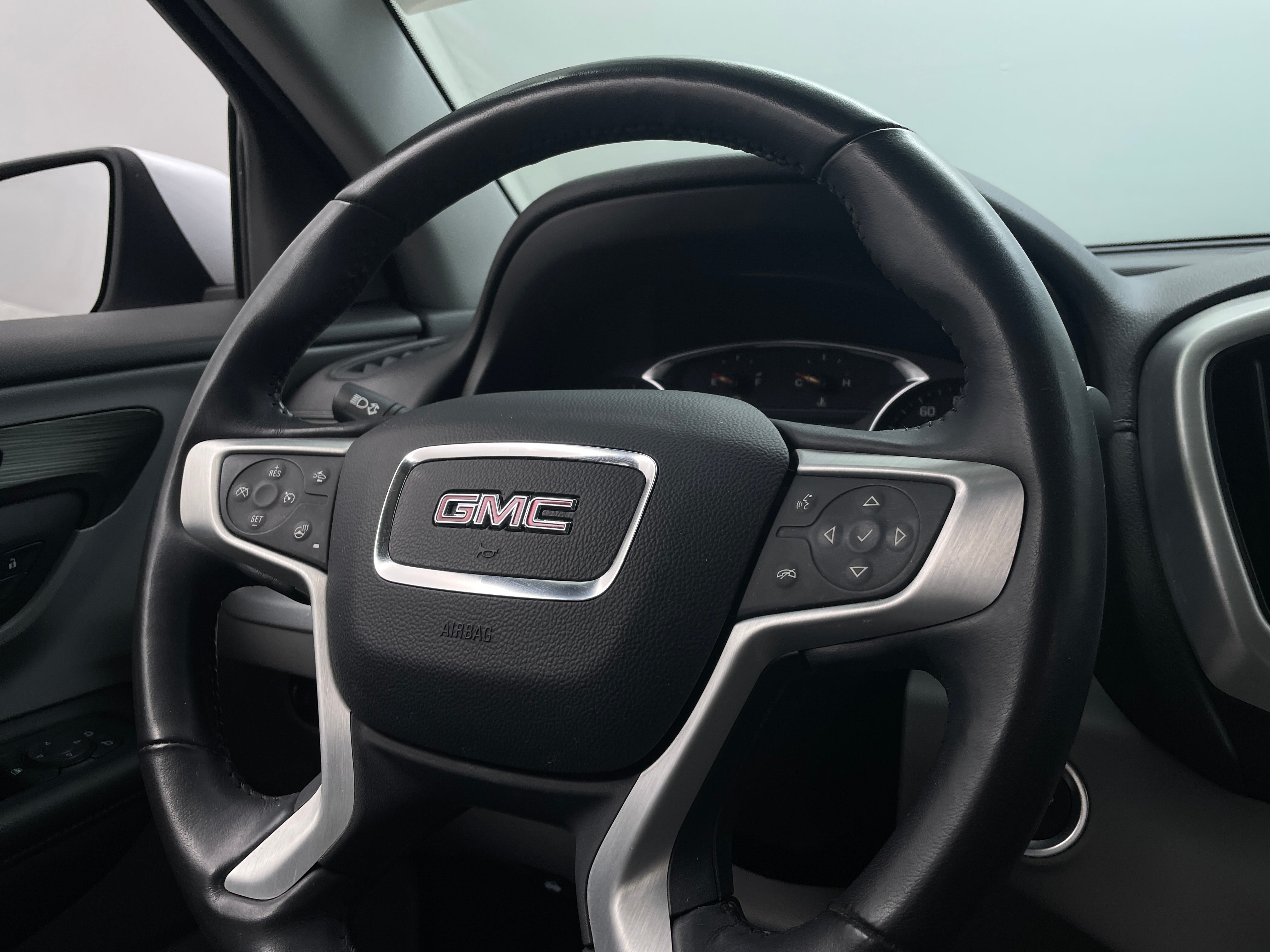 2022 GMC Terrain SLT 4
