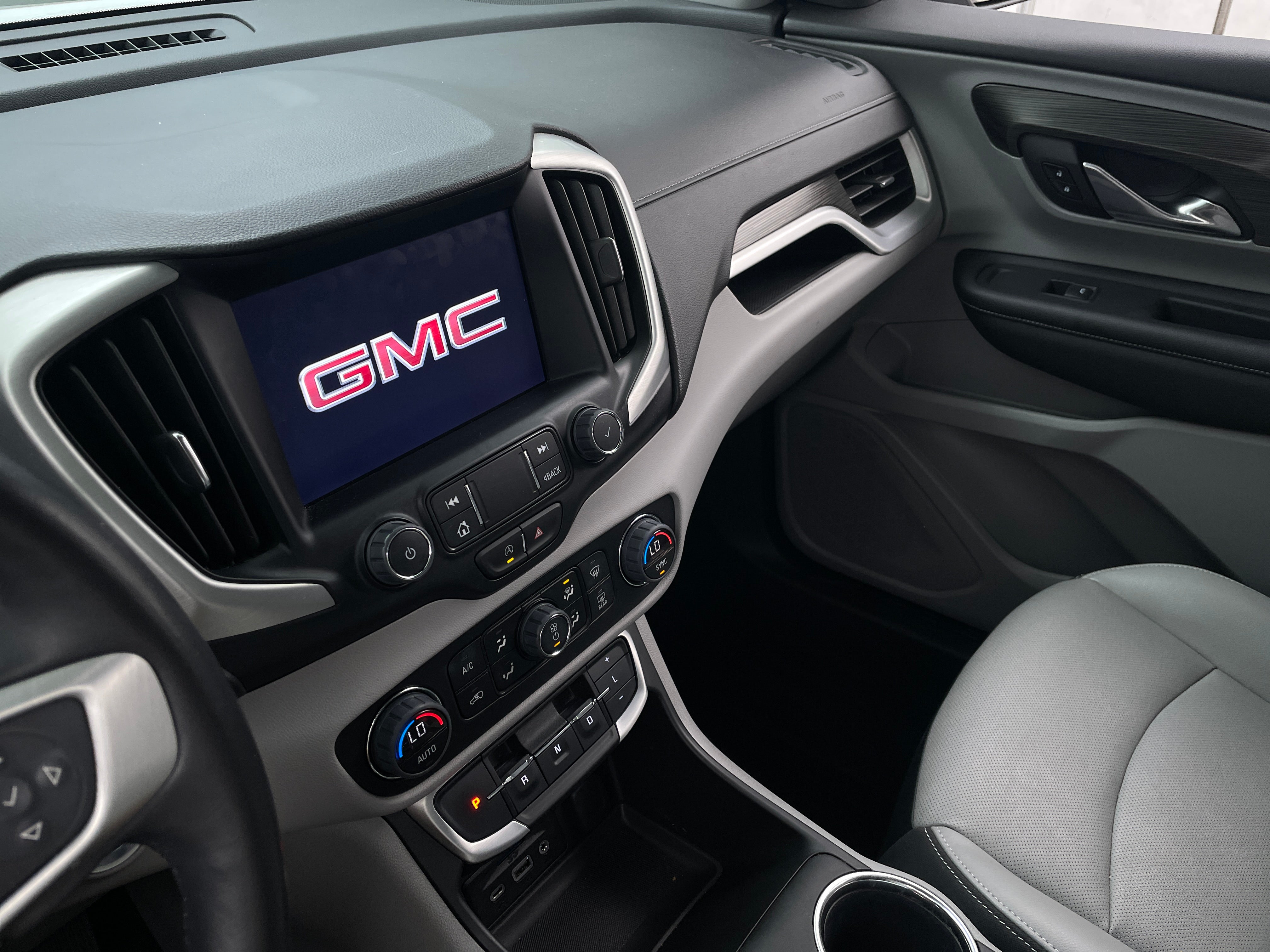 2022 GMC Terrain SLT 3