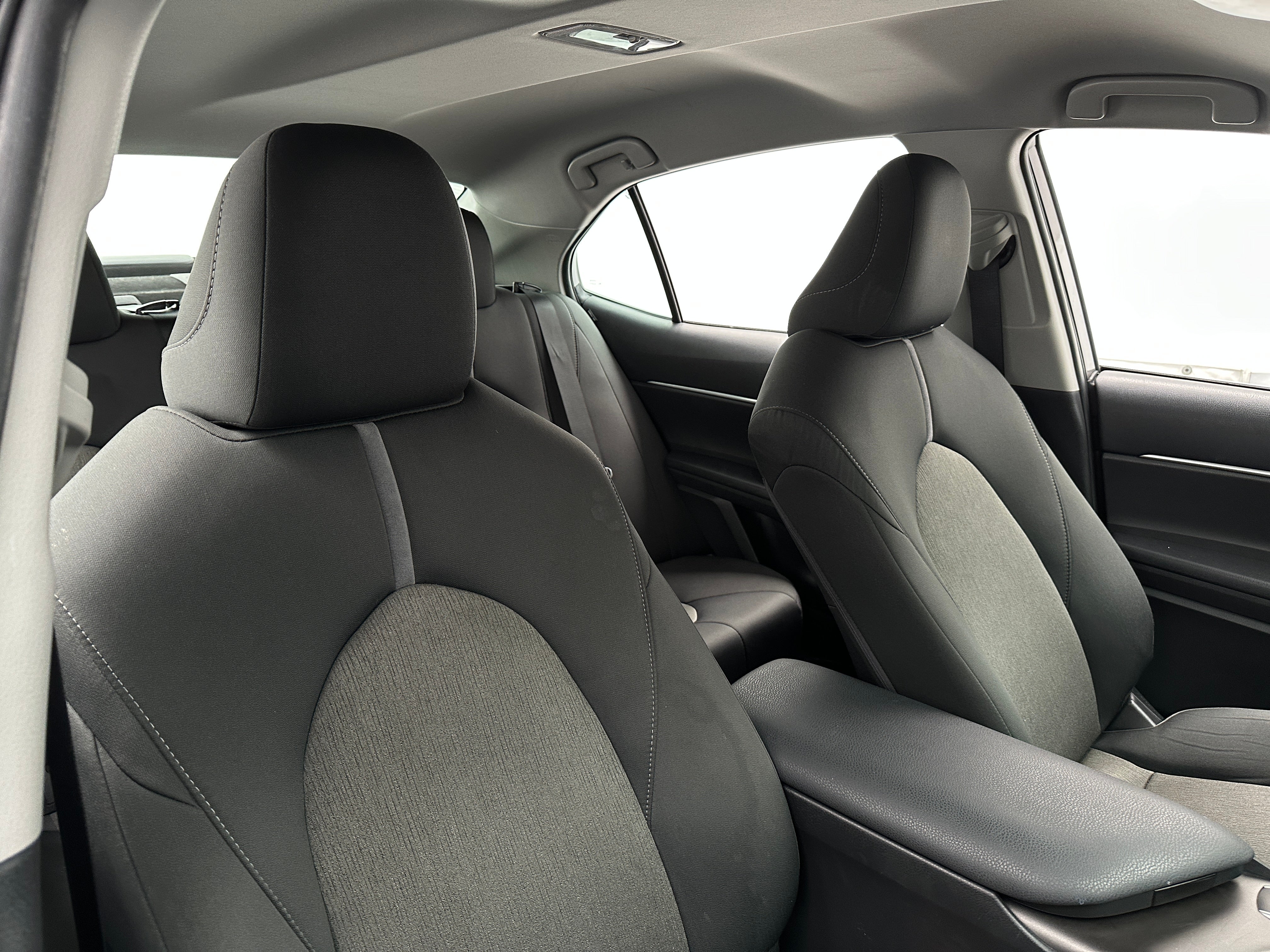 2023 Toyota Camry LE 2