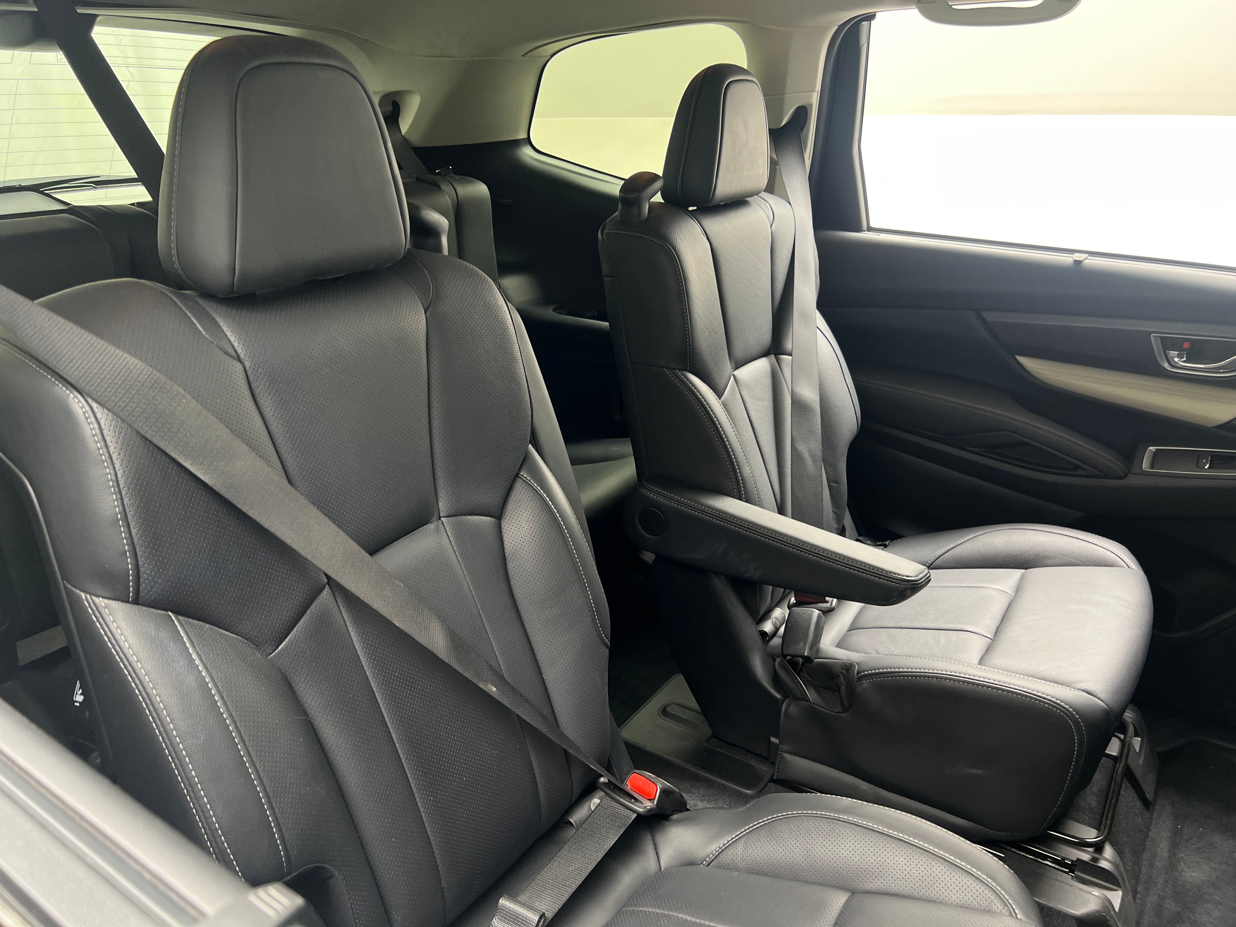 2022 Subaru Ascent Touring 5