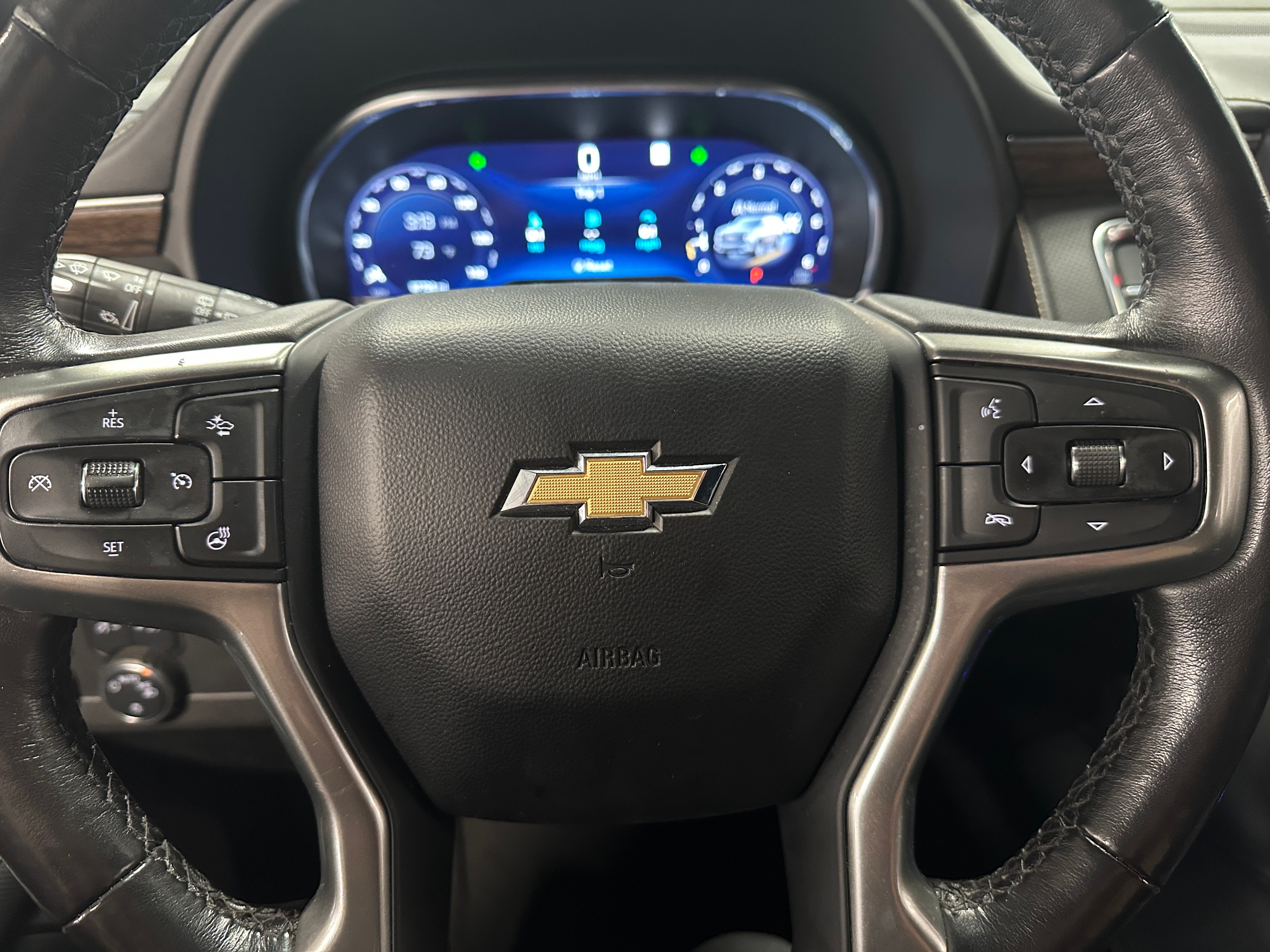 2023 Chevrolet Suburban Premier 4