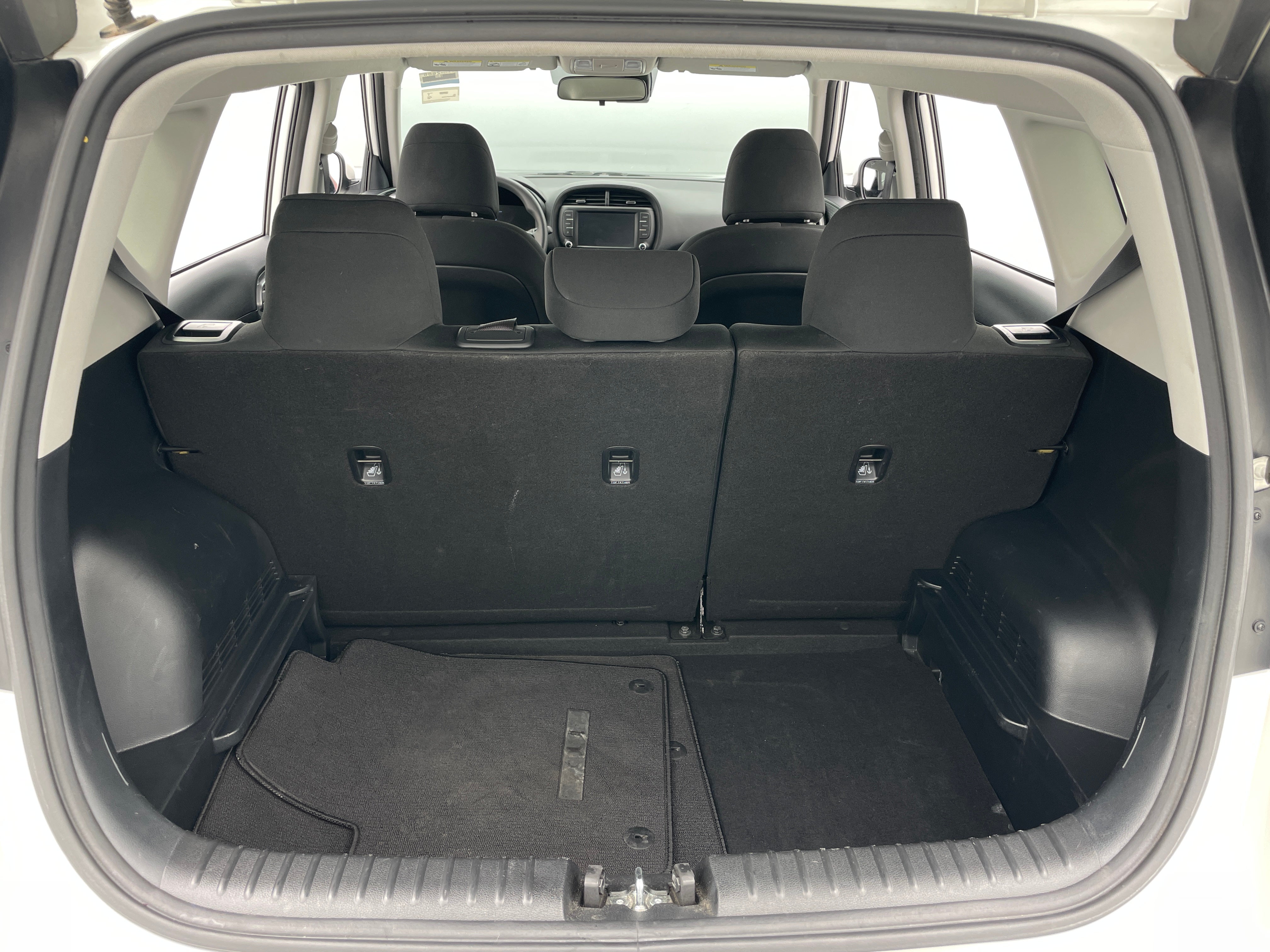 2023 Kia Soul LX 7