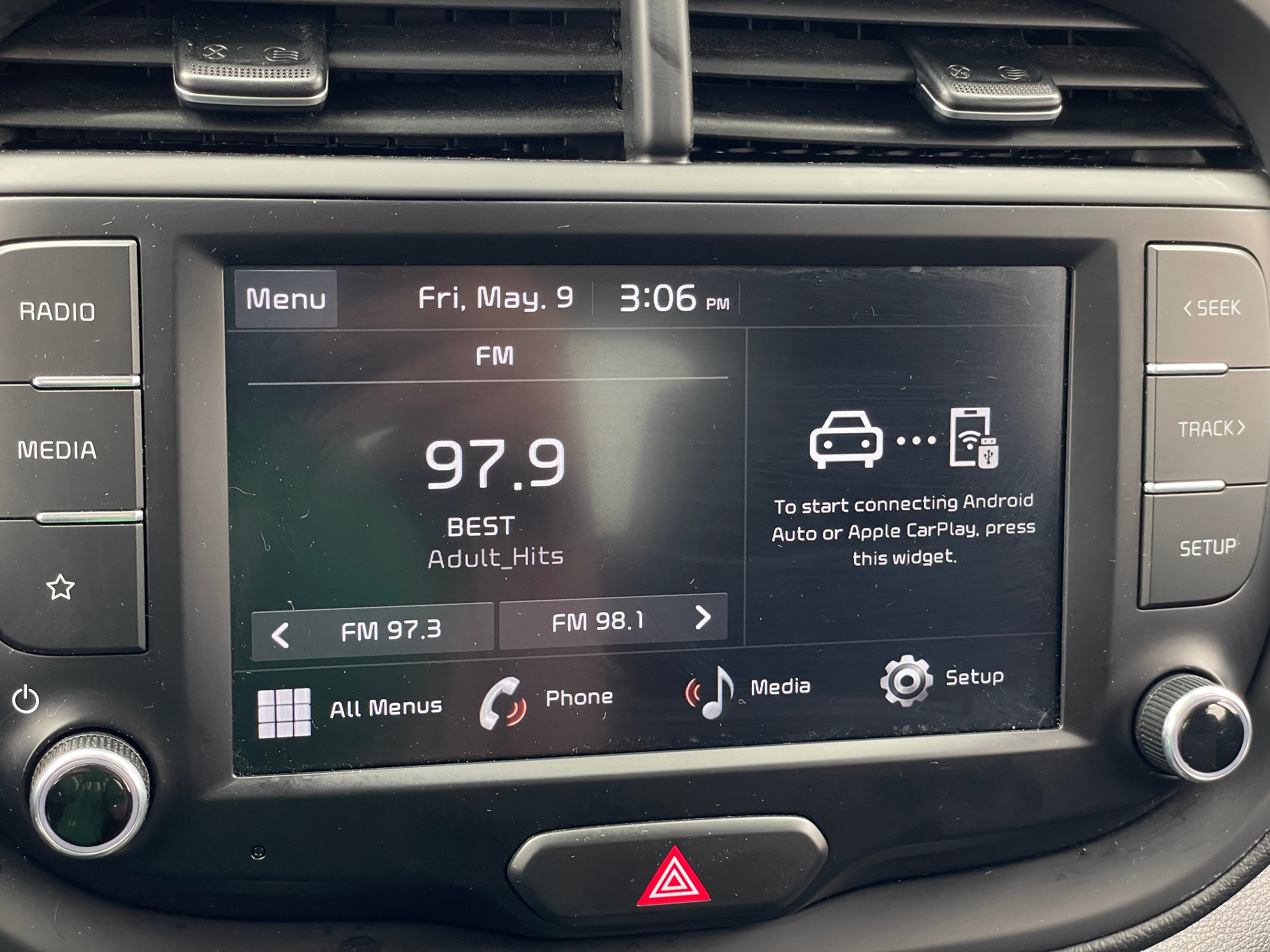 2023 Kia Soul LX 4
