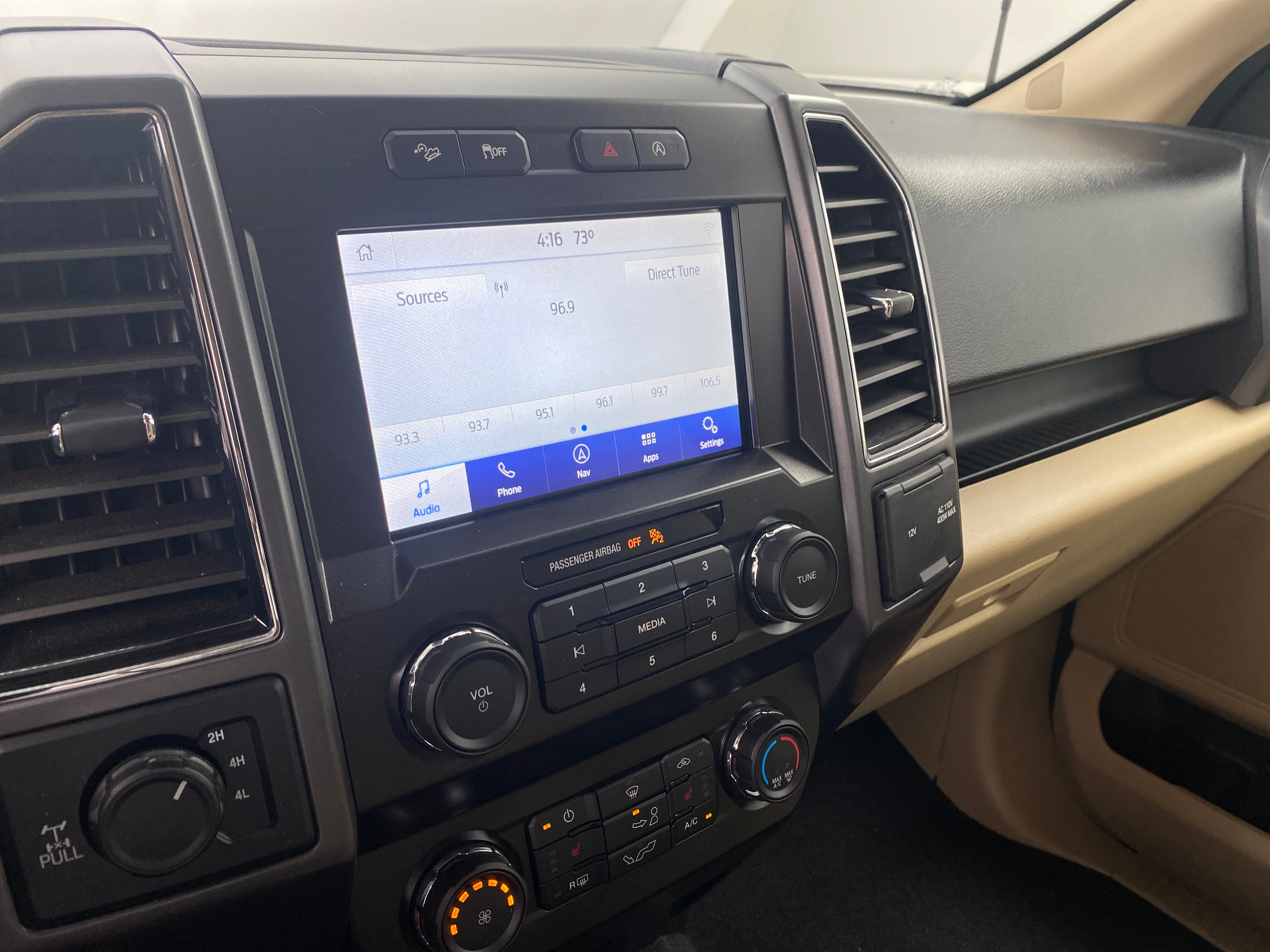 2020 Ford Econoline E-150 4