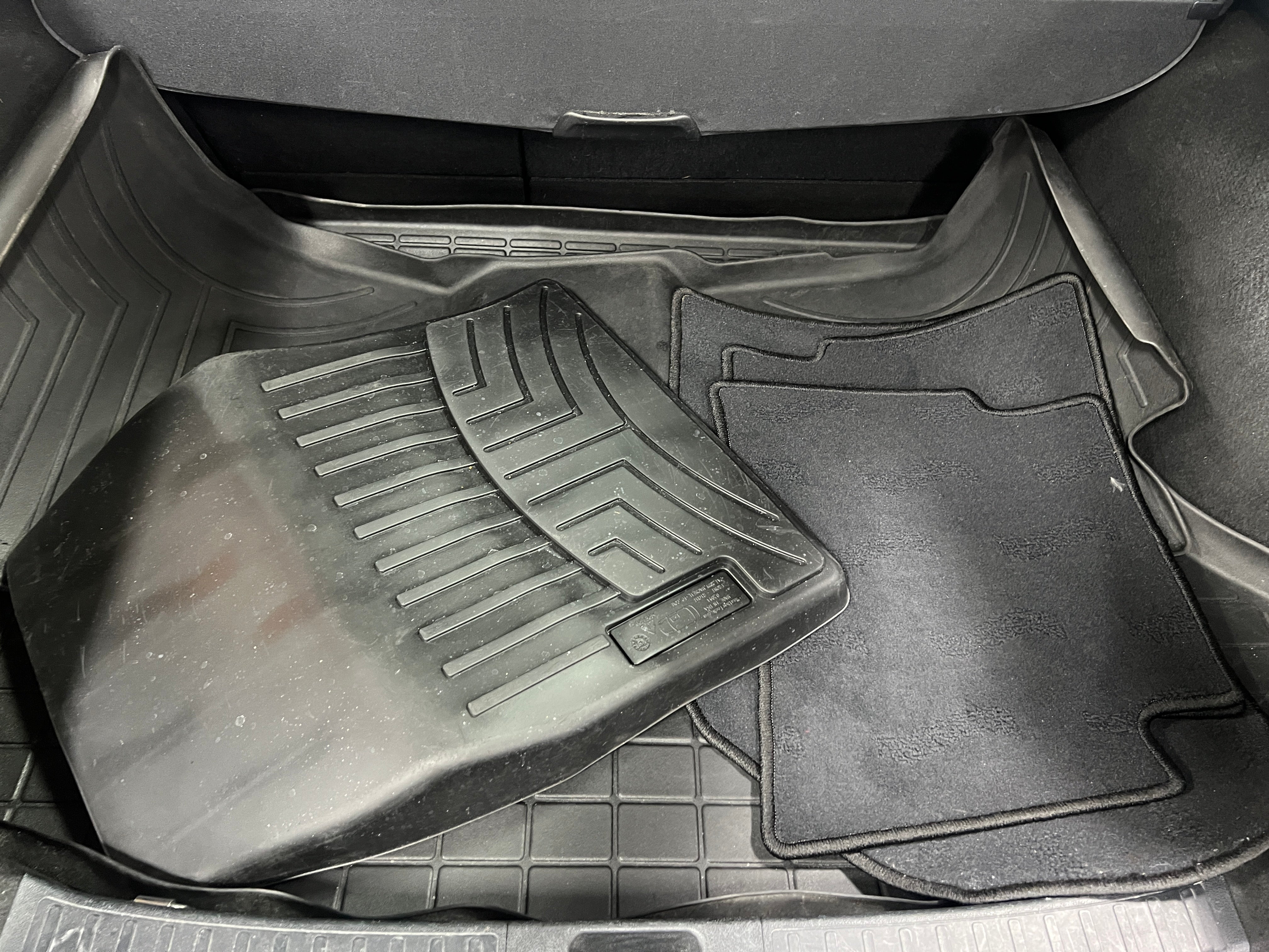 2019 Toyota Prius XLE 6