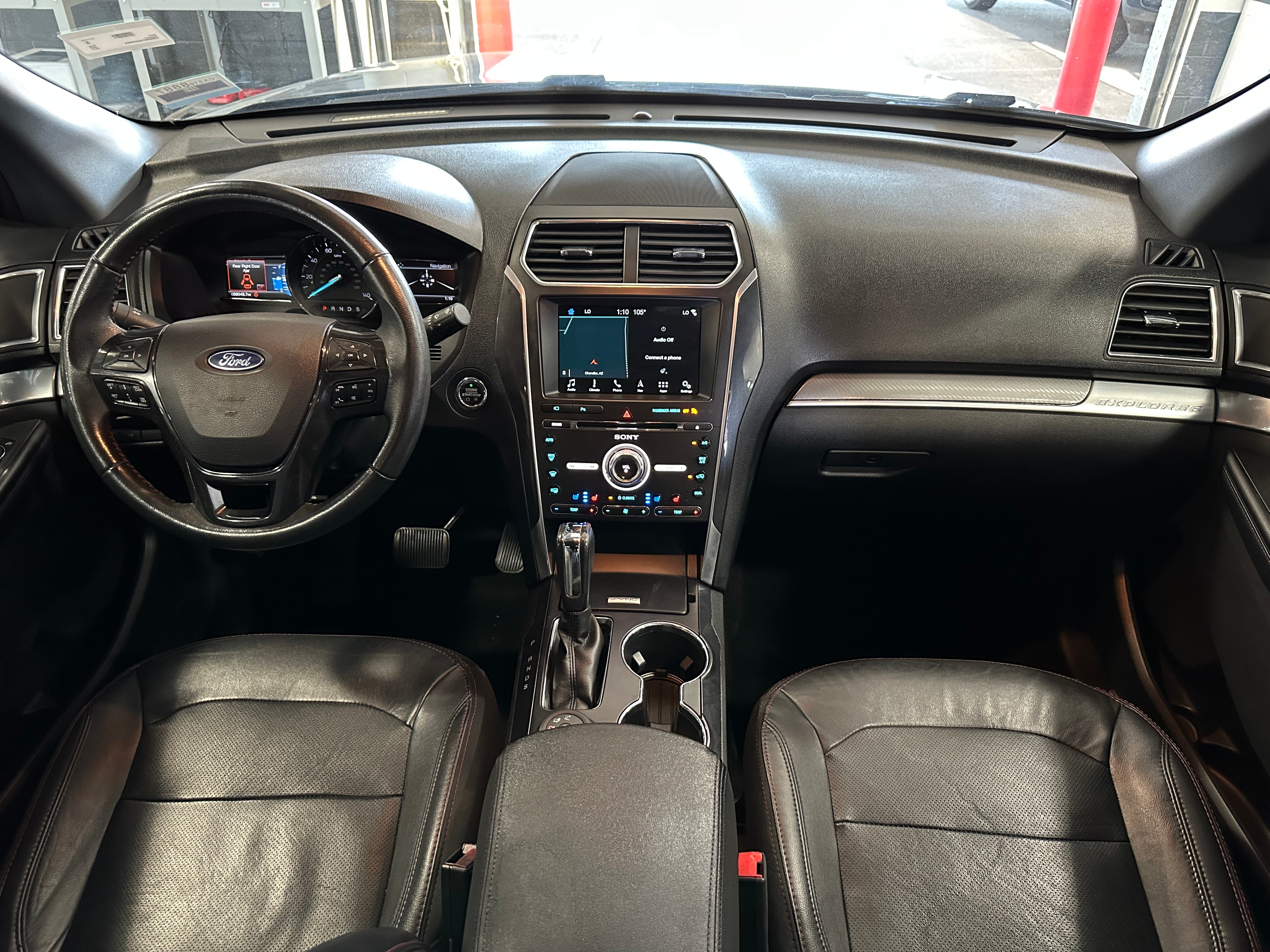2017 Ford Explorer Sport 2