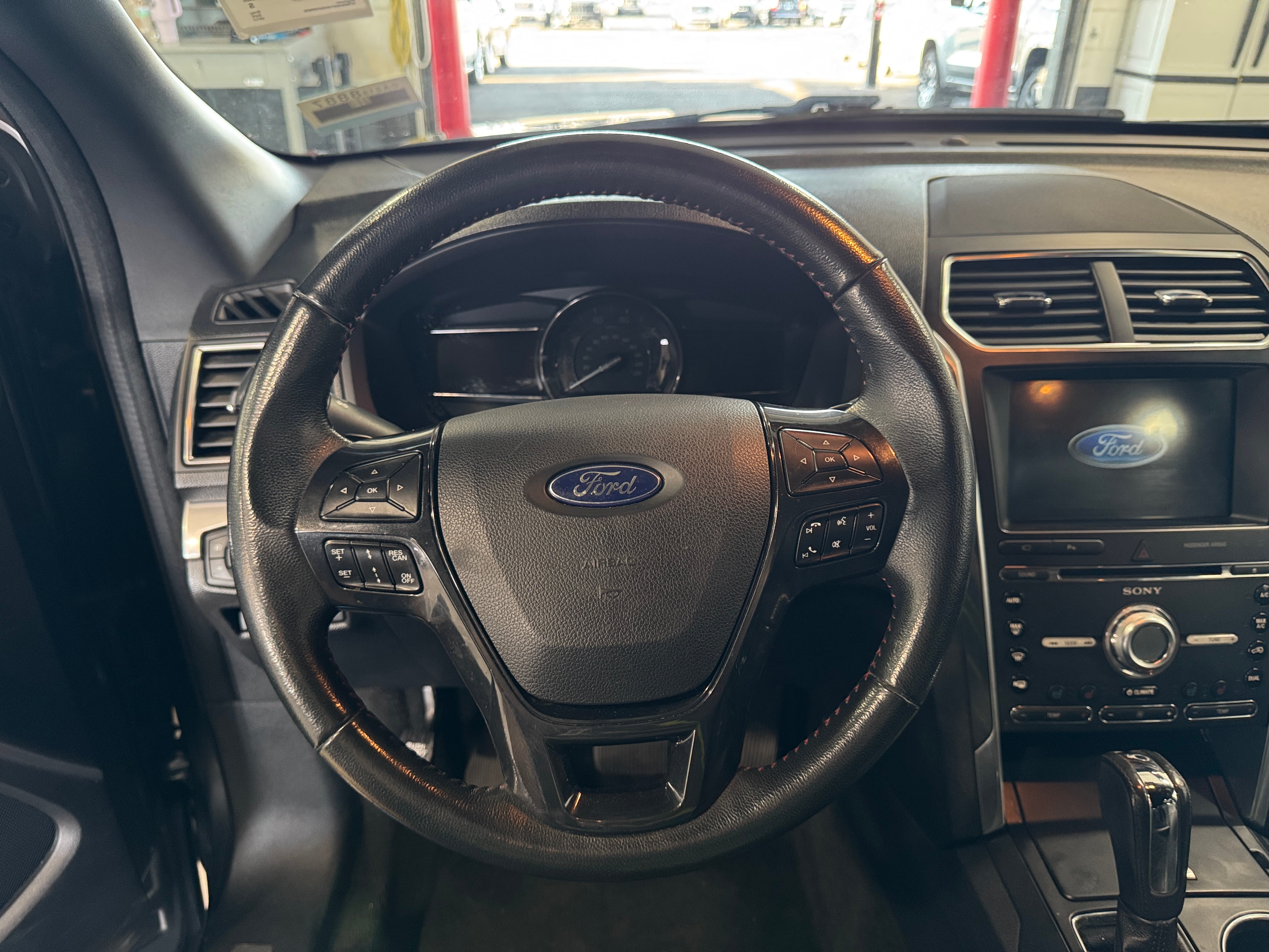 2017 Ford Explorer Sport 4