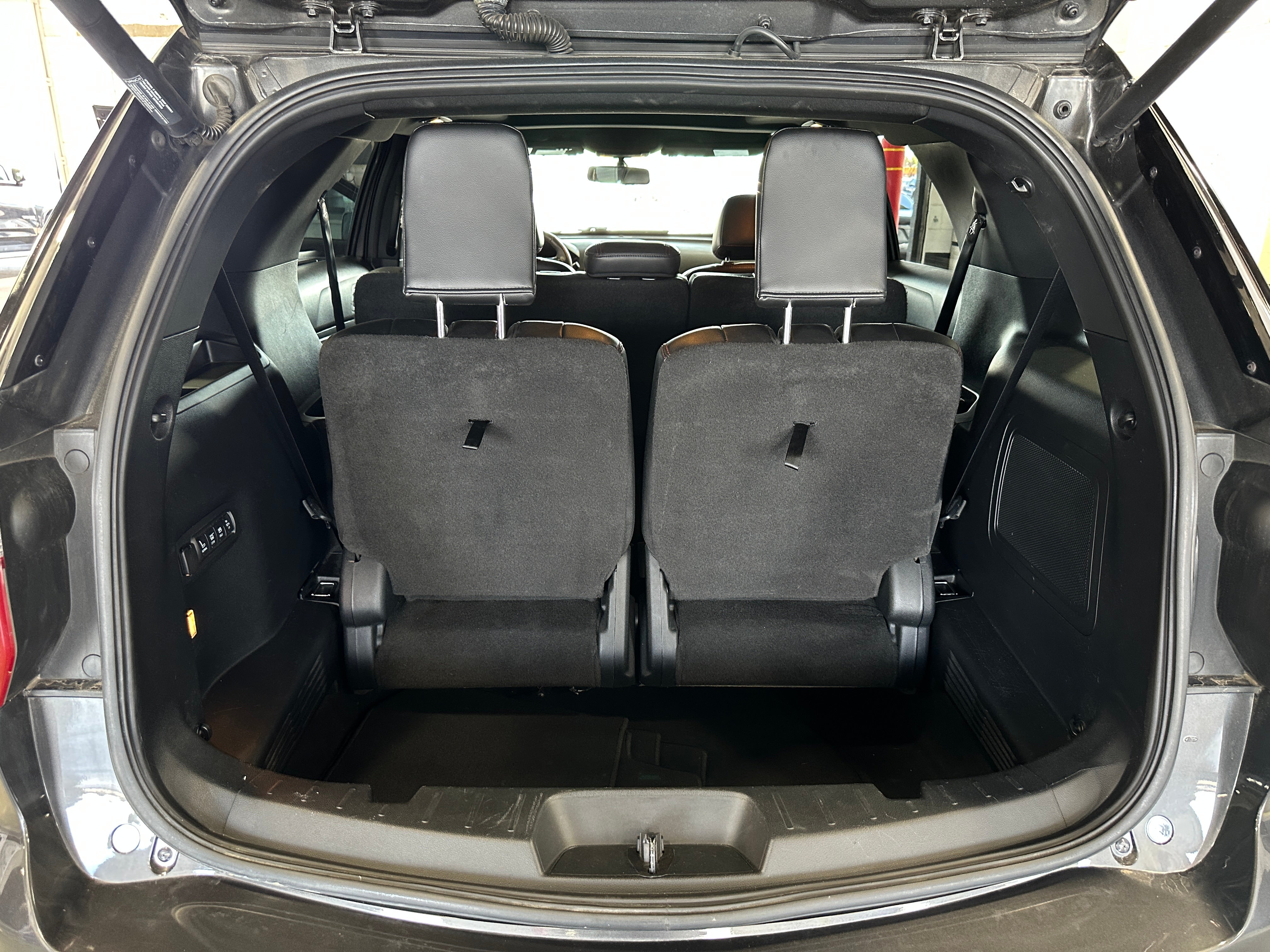 2017 Ford Explorer Sport 6