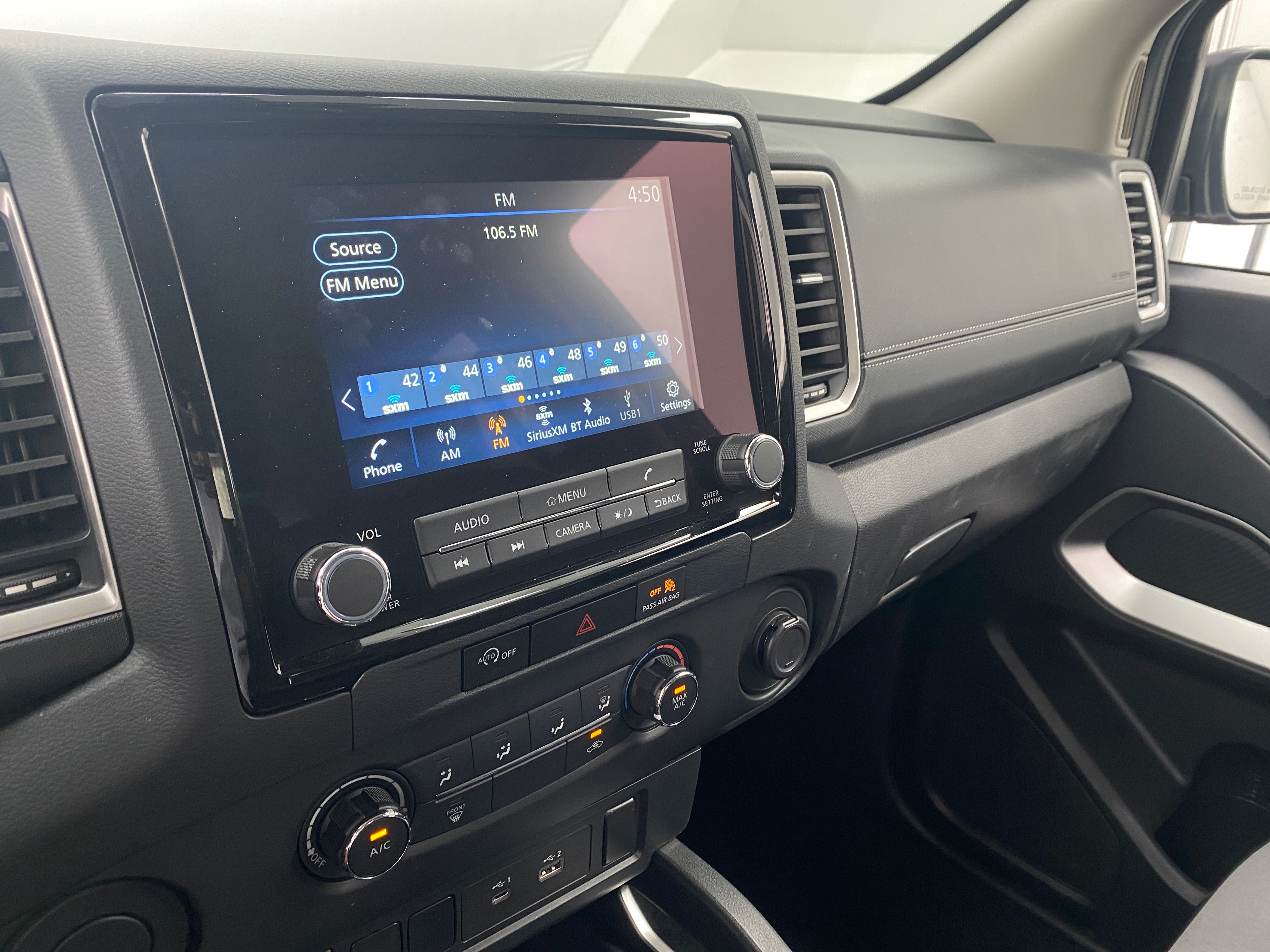 2024 Nissan Frontier SV 4