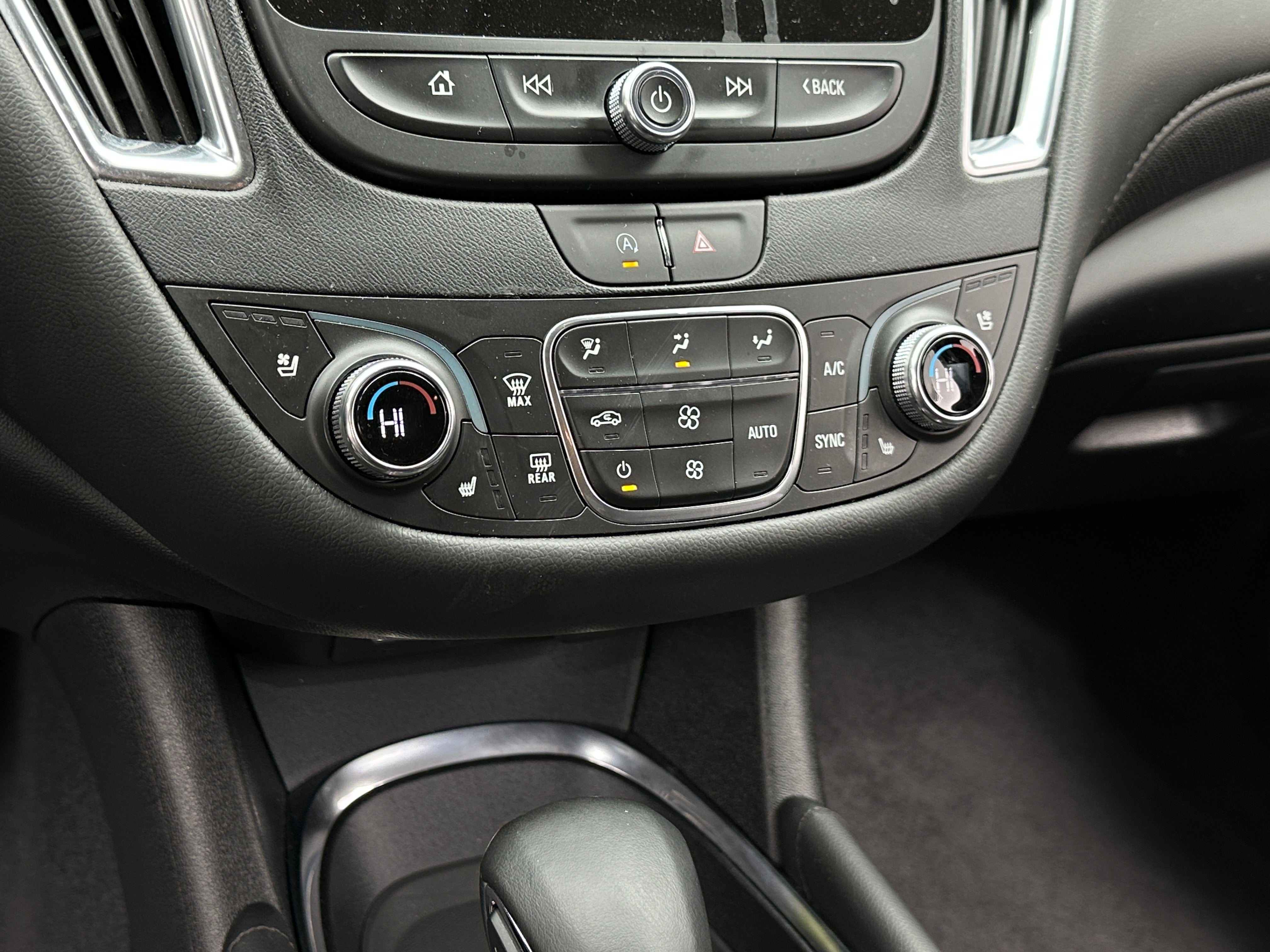 2024 Chevrolet Malibu LT 3