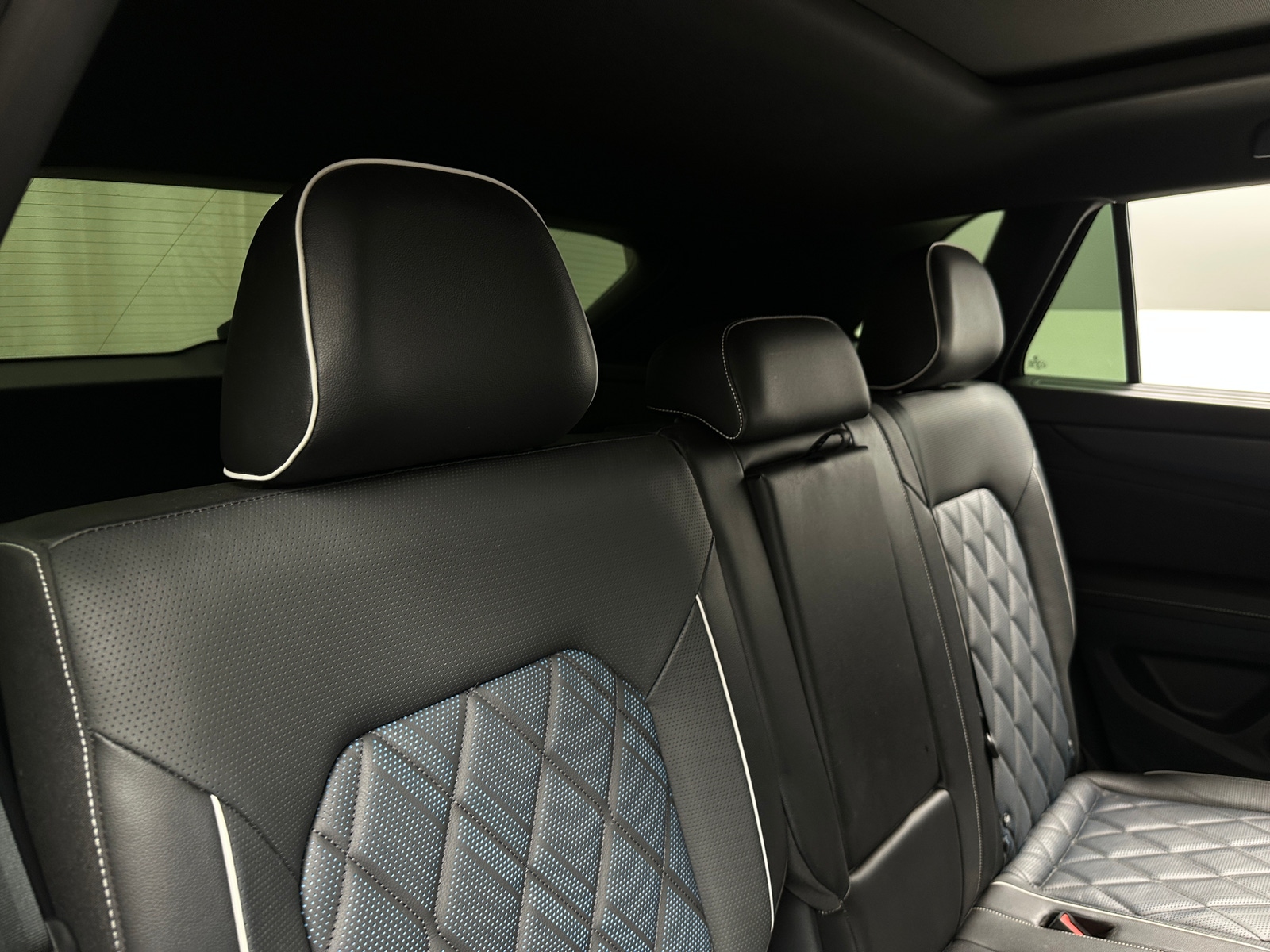 Thumbnail: 2024 Volkswagen Atlas - 5