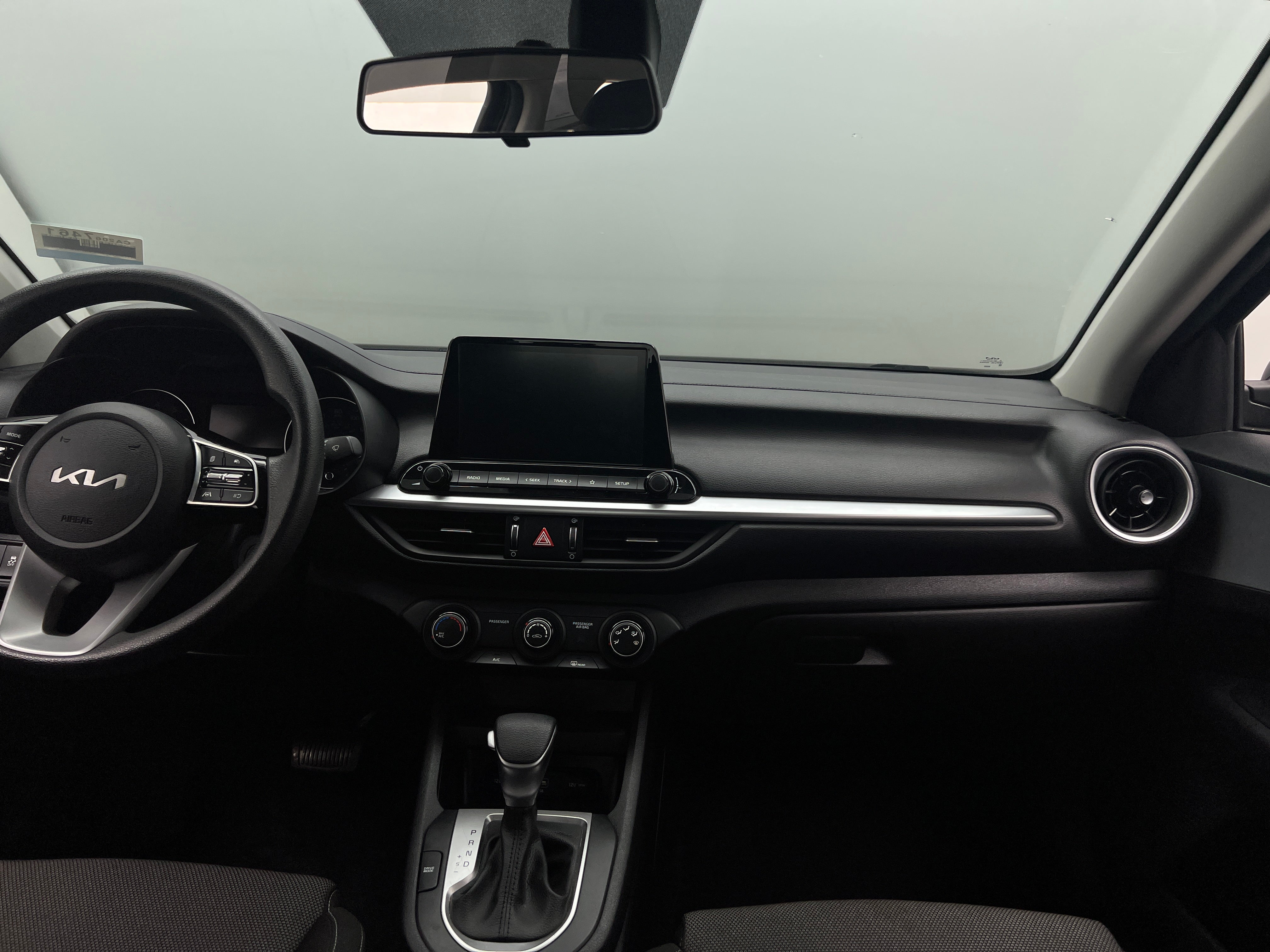 2023 Kia Forte LXS 3
