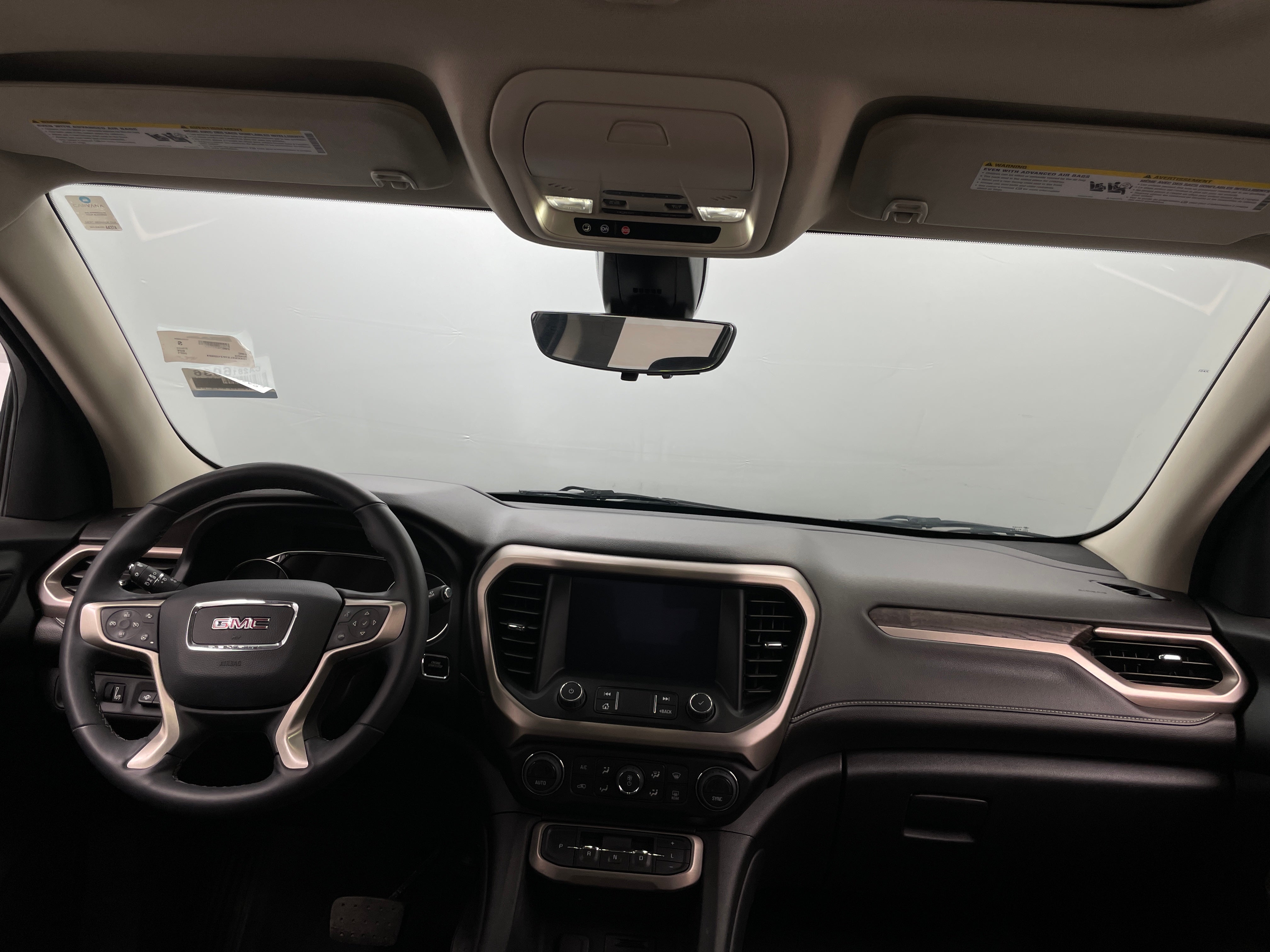 2023 GMC Acadia Denali 2