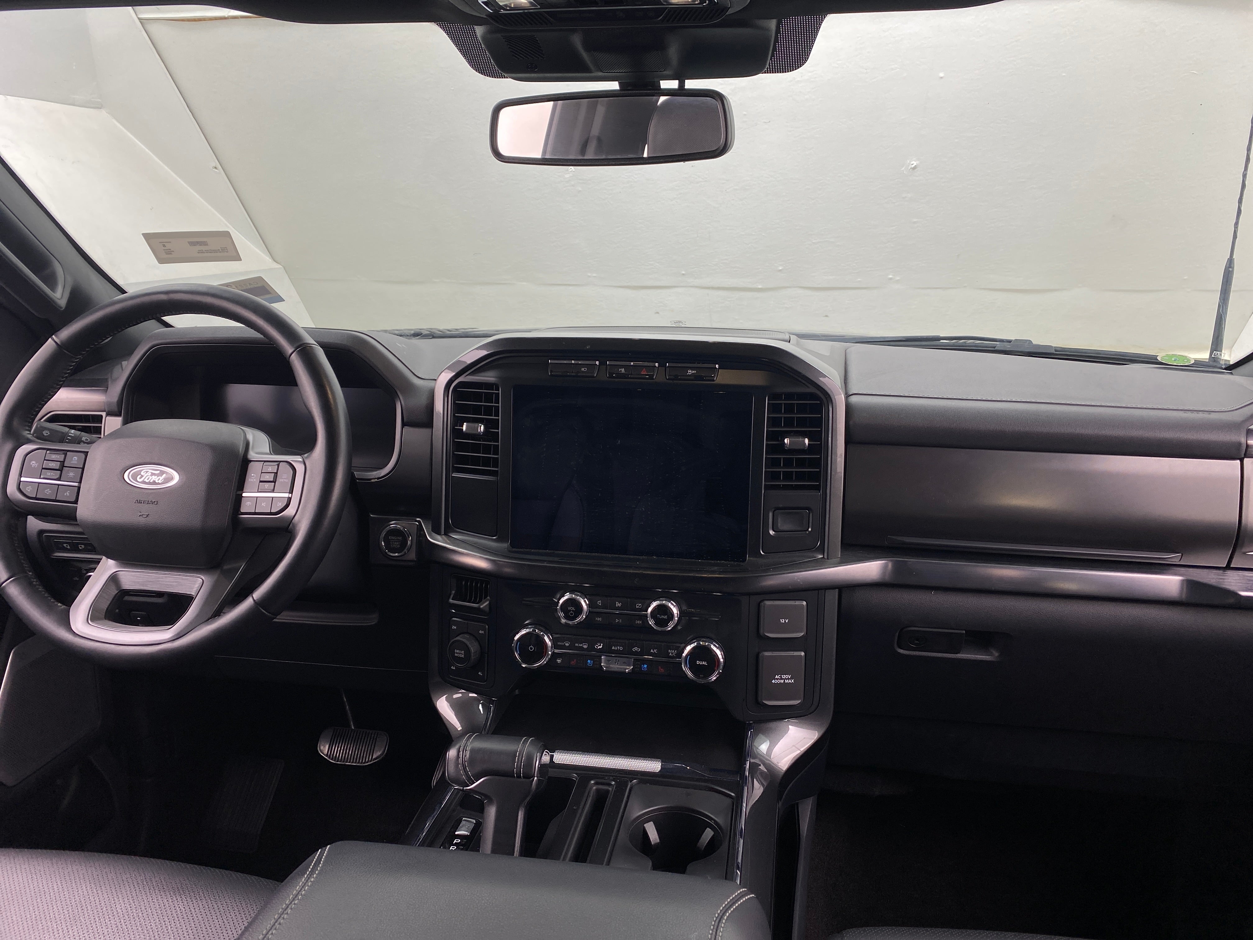 2022 Ford Econoline E-150 2